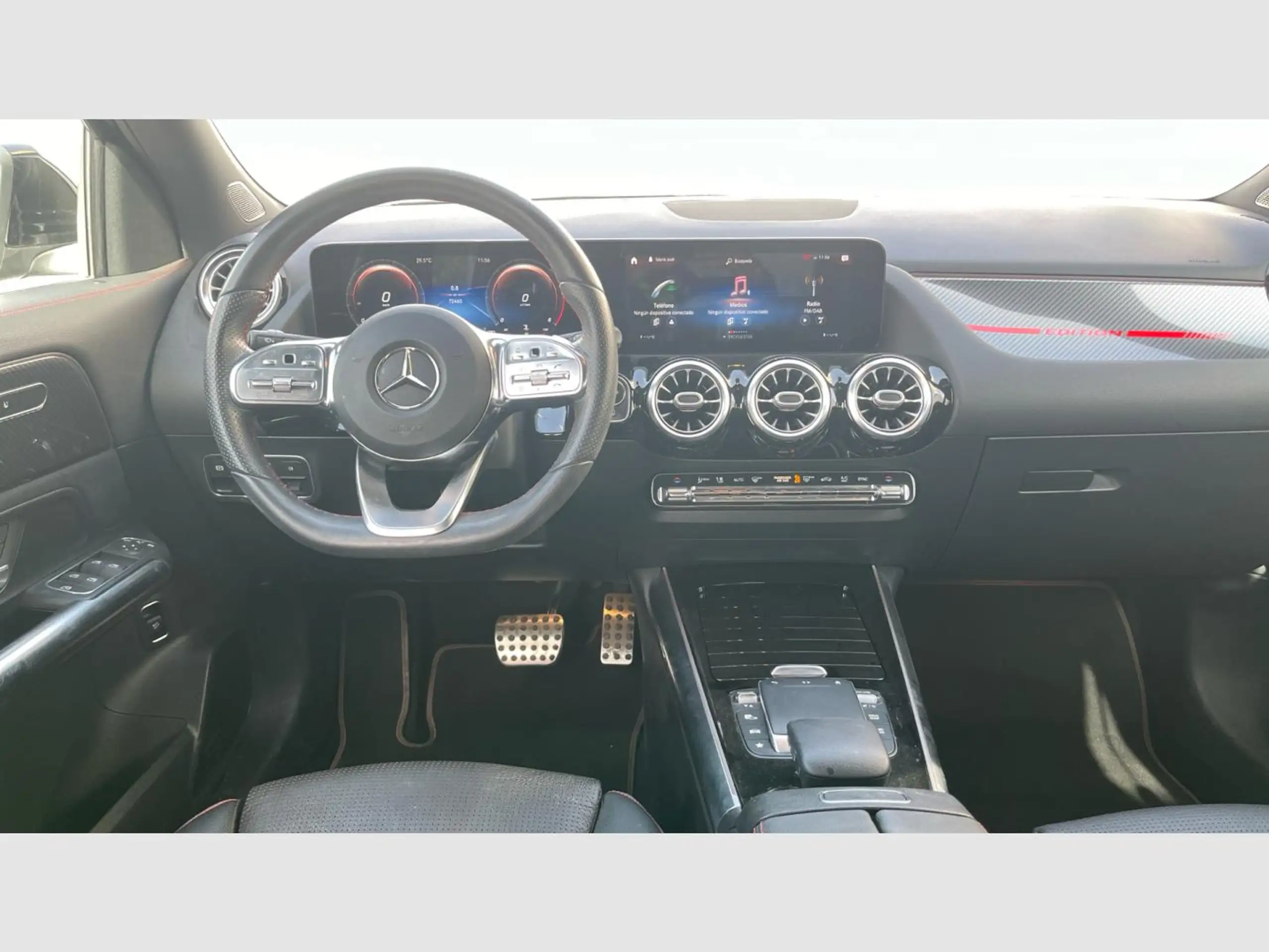 Mercedes-Benz - GLA 200