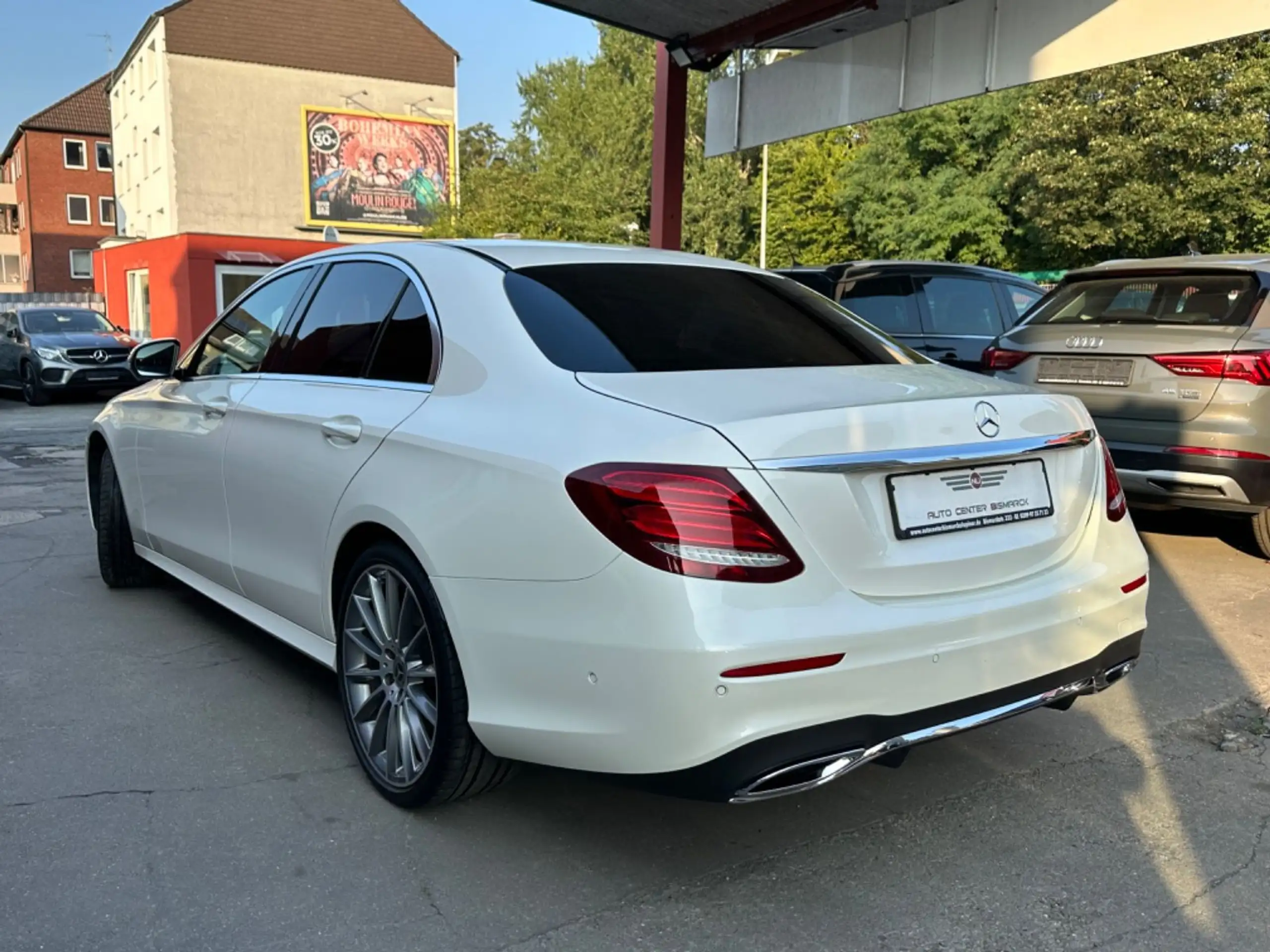 Mercedes-Benz - E 400