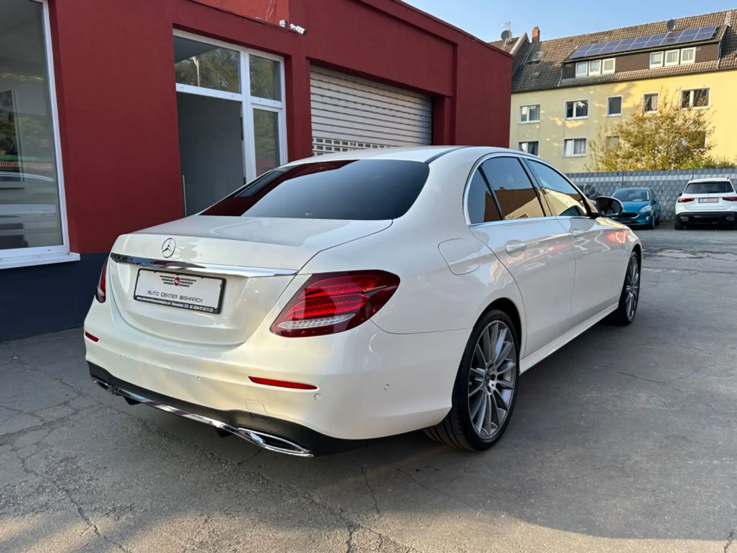 Mercedes-Benz - E 400