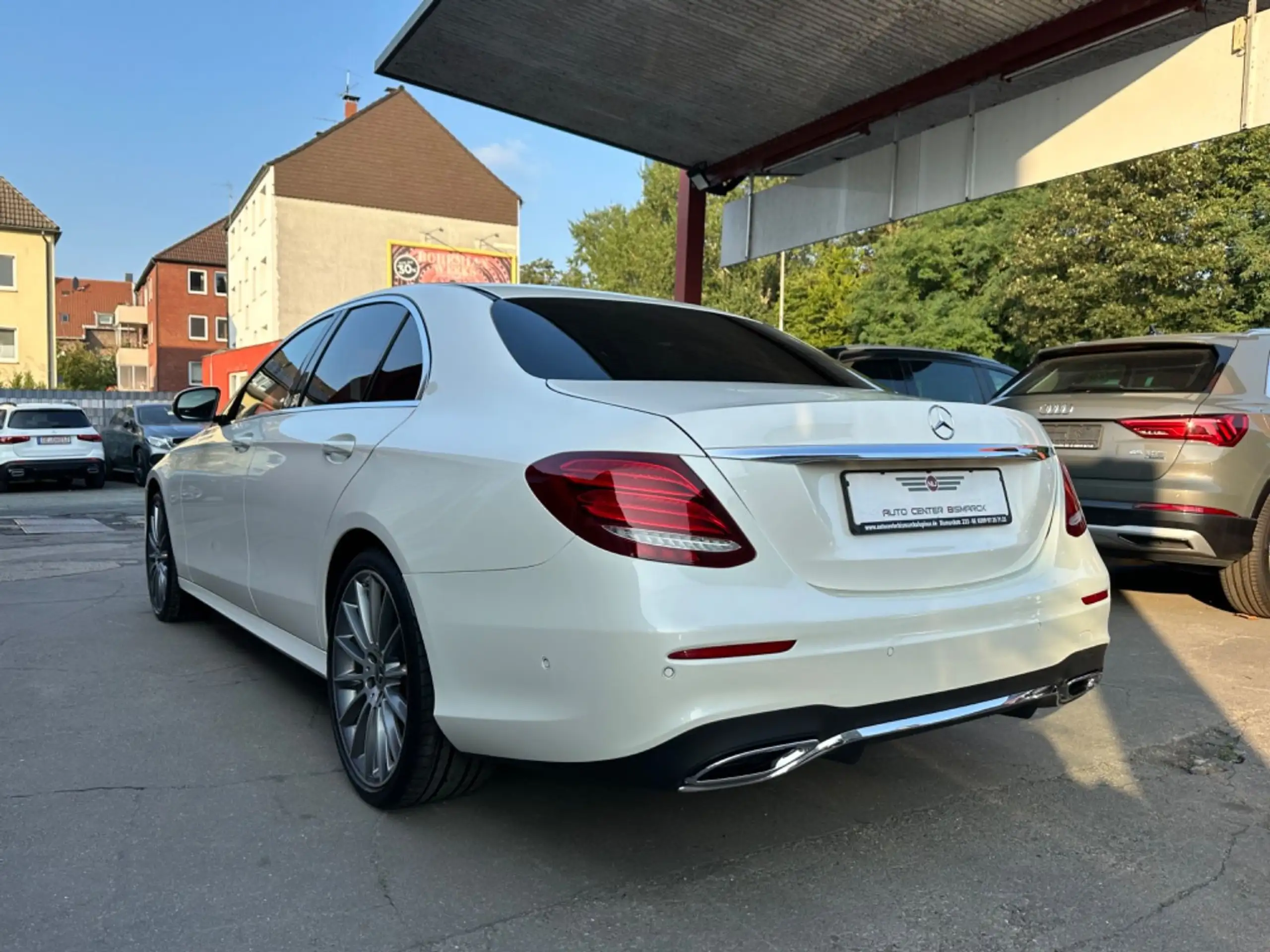 Mercedes-Benz - E 400