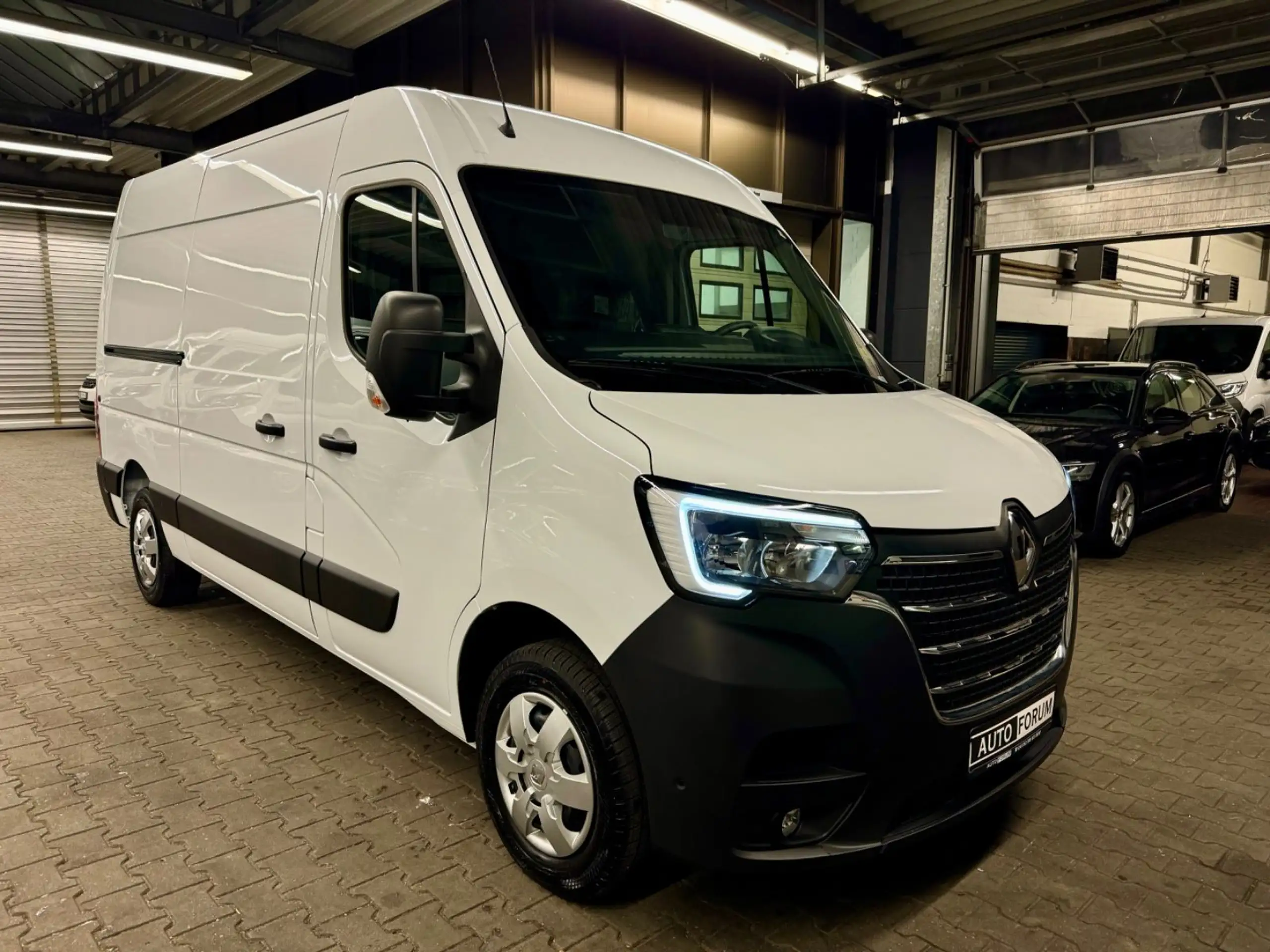 Renault - Master