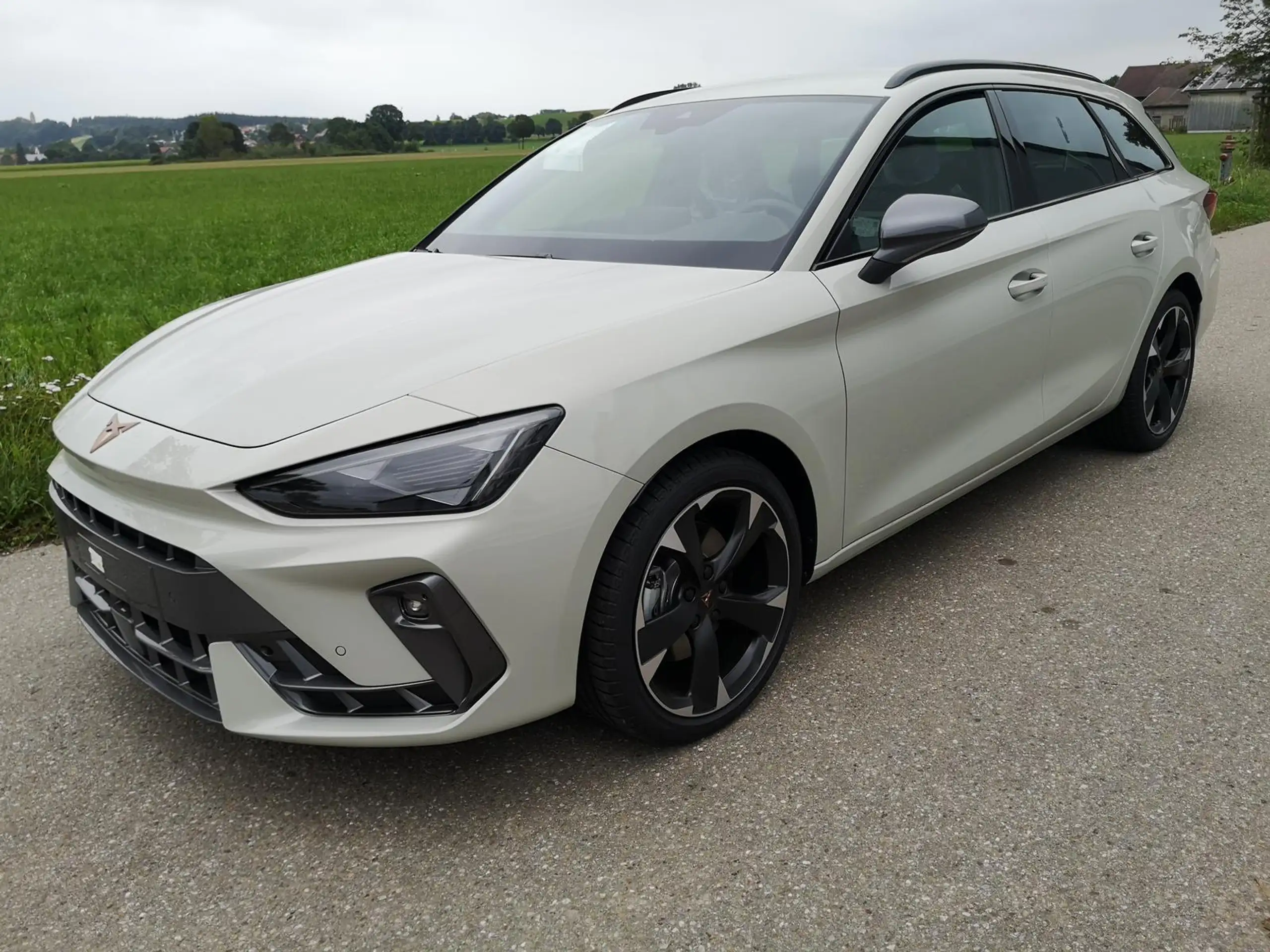 CUPRA Leon 2024