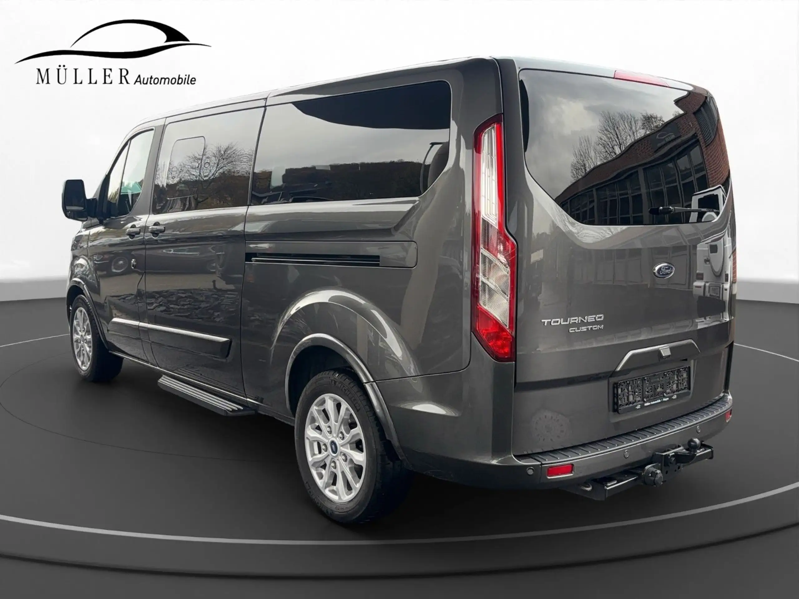 Ford - Tourneo Custom