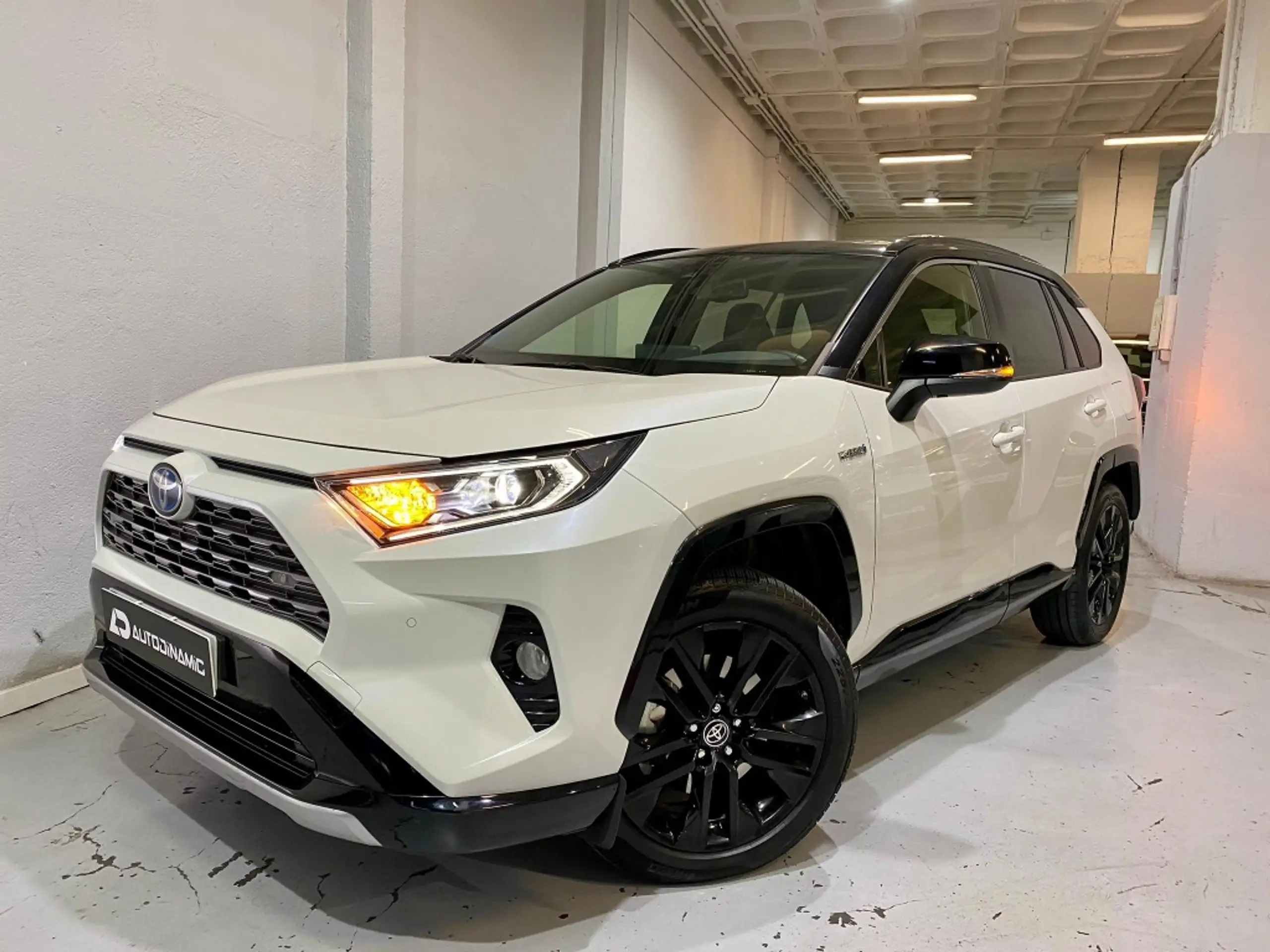 Toyota - RAV 4