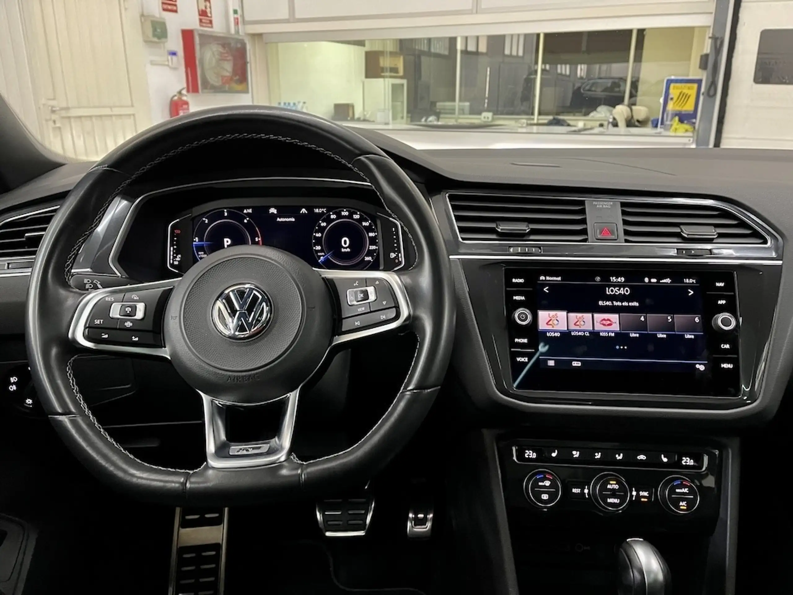 Volkswagen - Tiguan