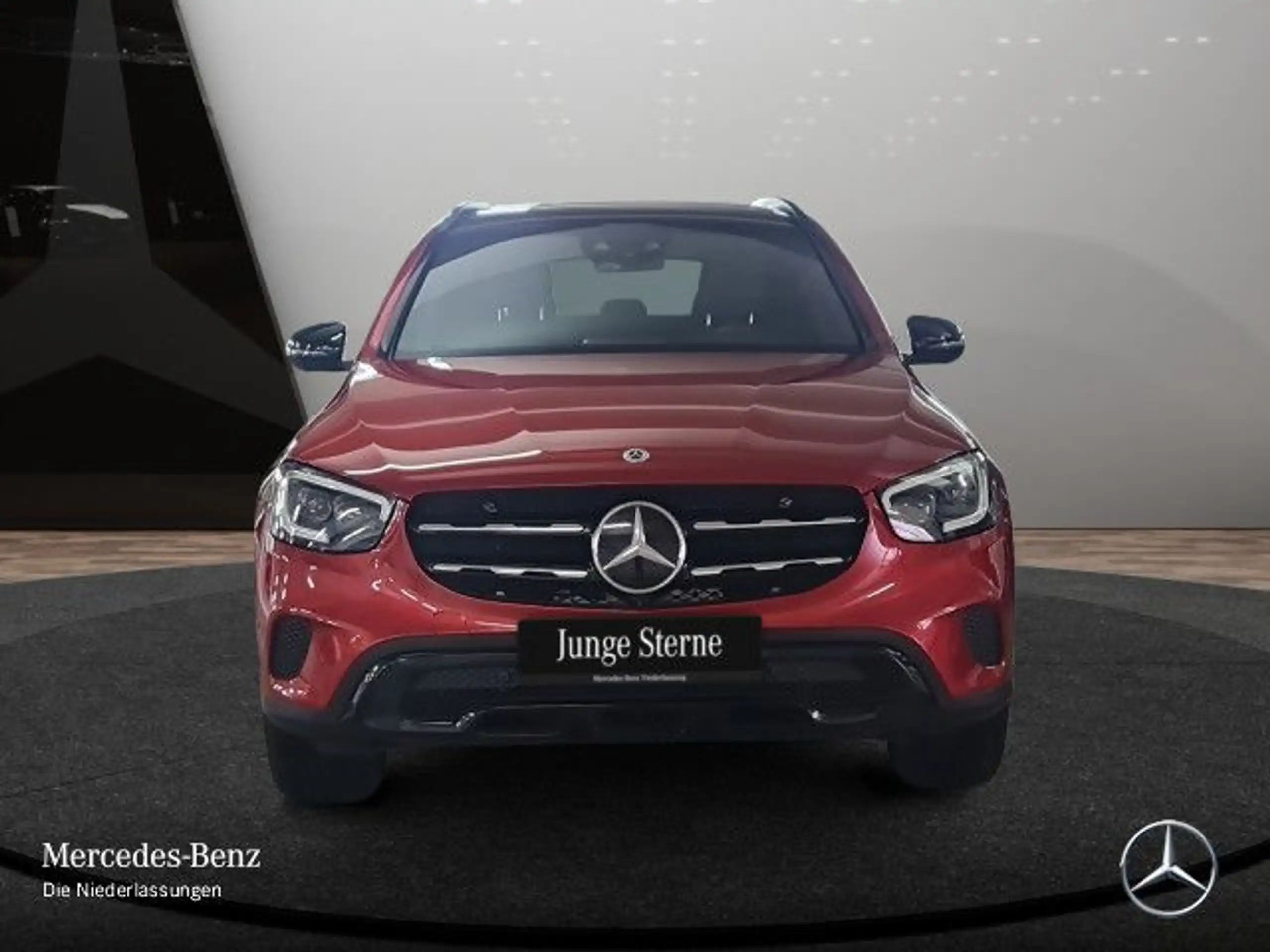 Mercedes-Benz - GLC 300