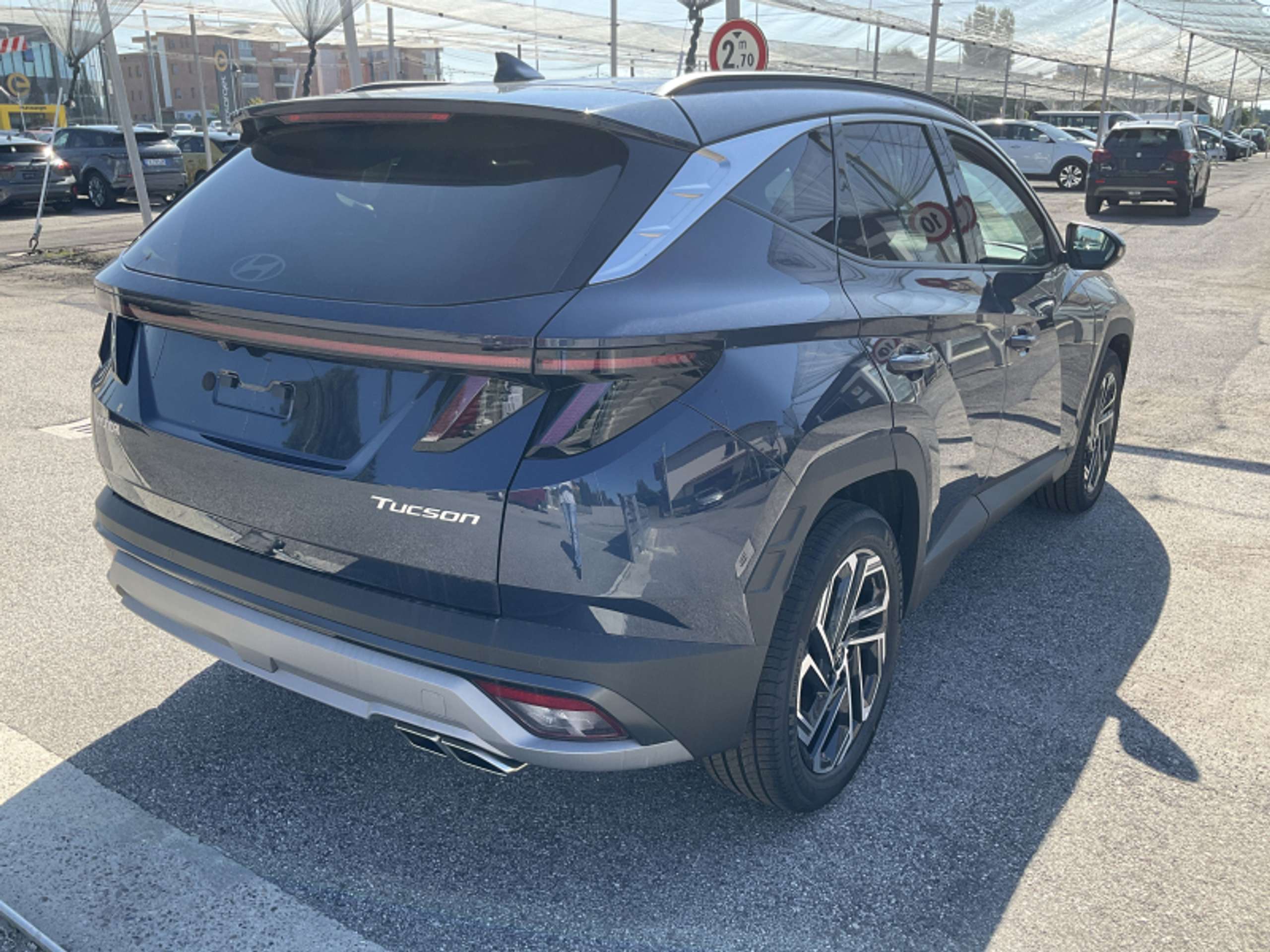 Hyundai - TUCSON