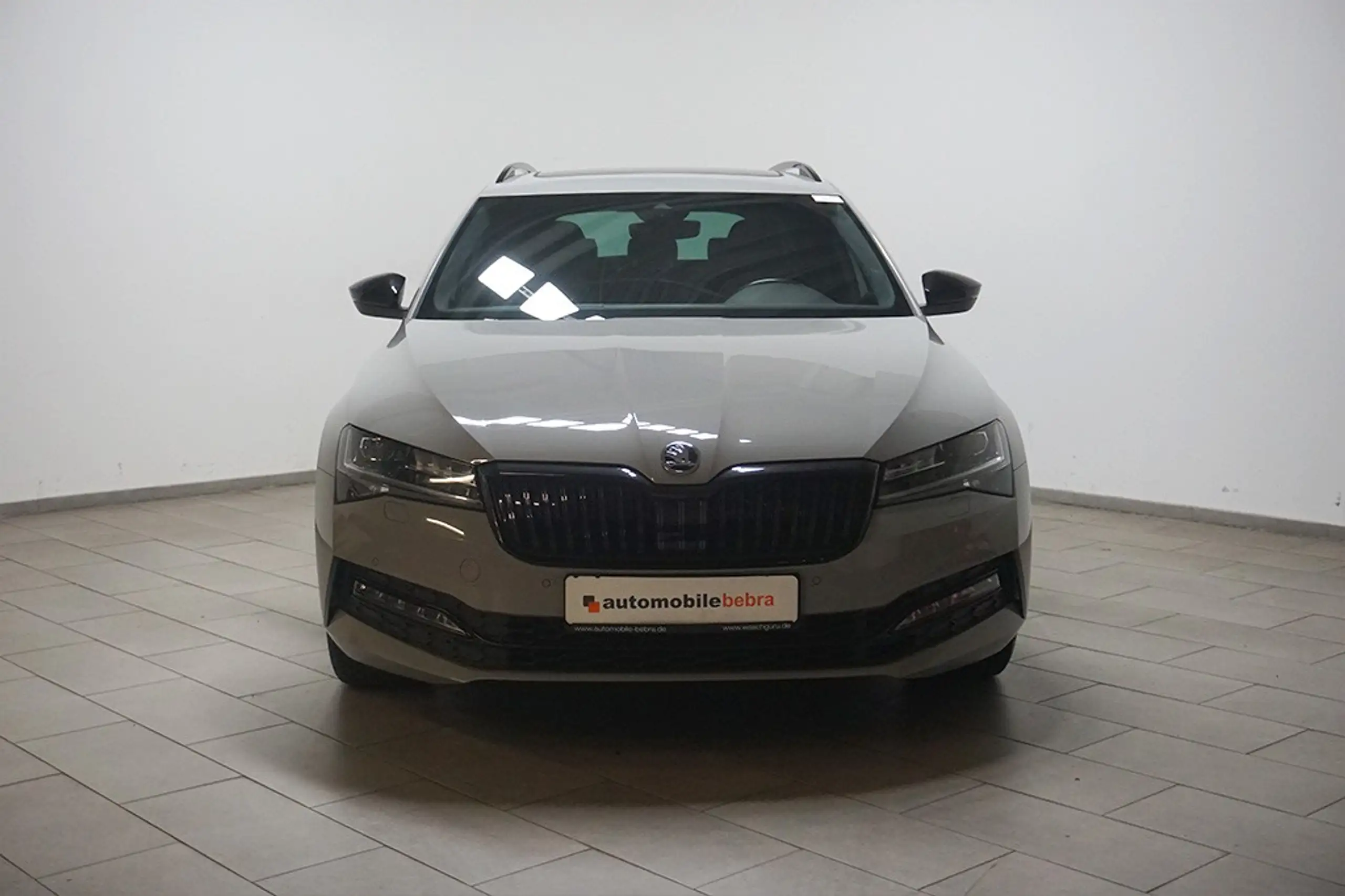 Skoda - Superb