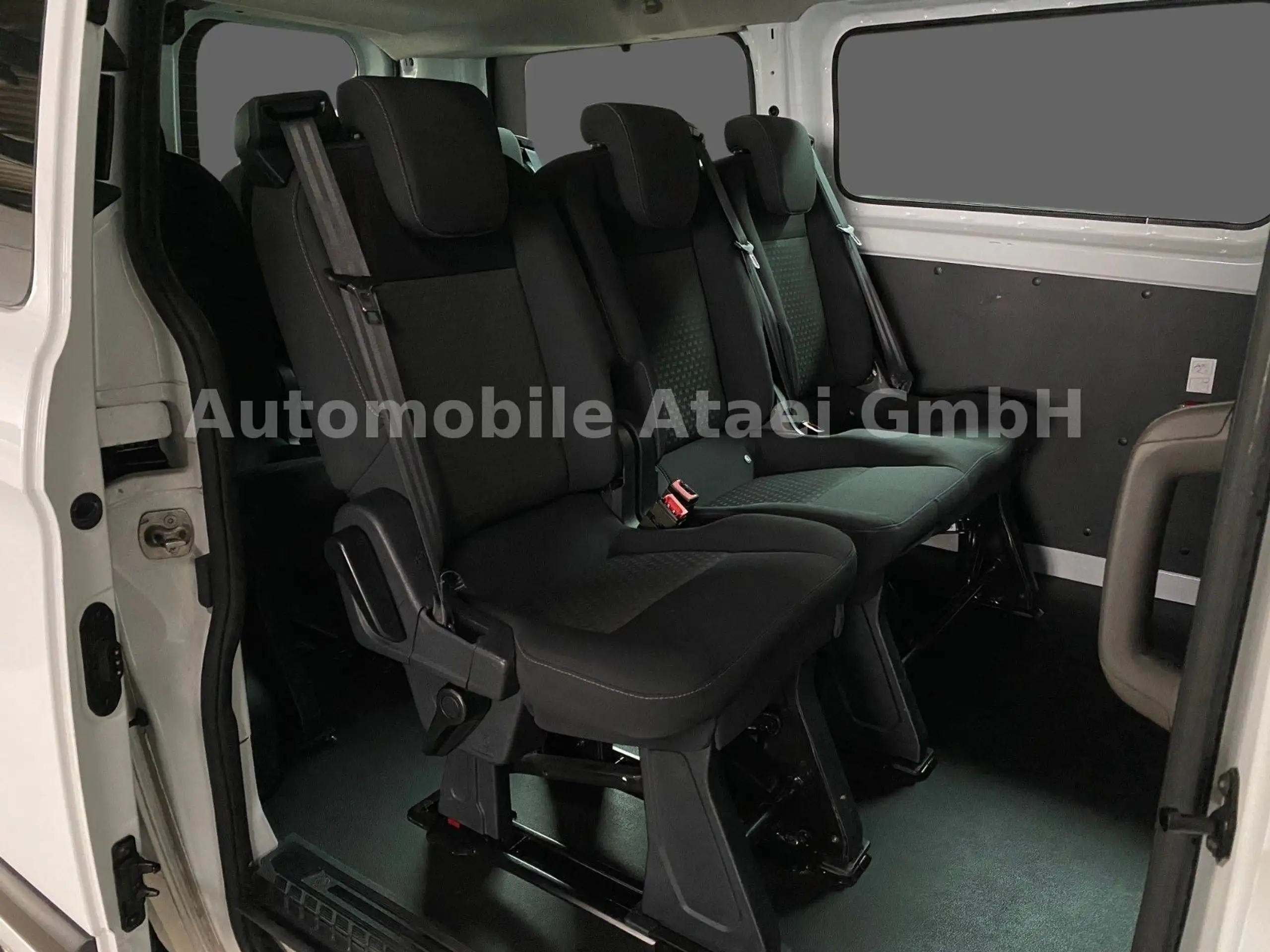 Ford - Transit Custom