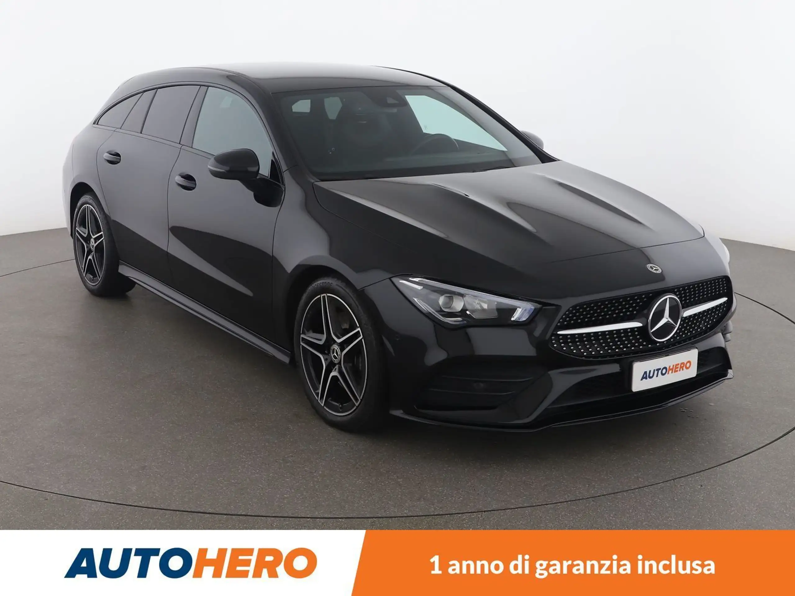 Mercedes-Benz - CLA 200