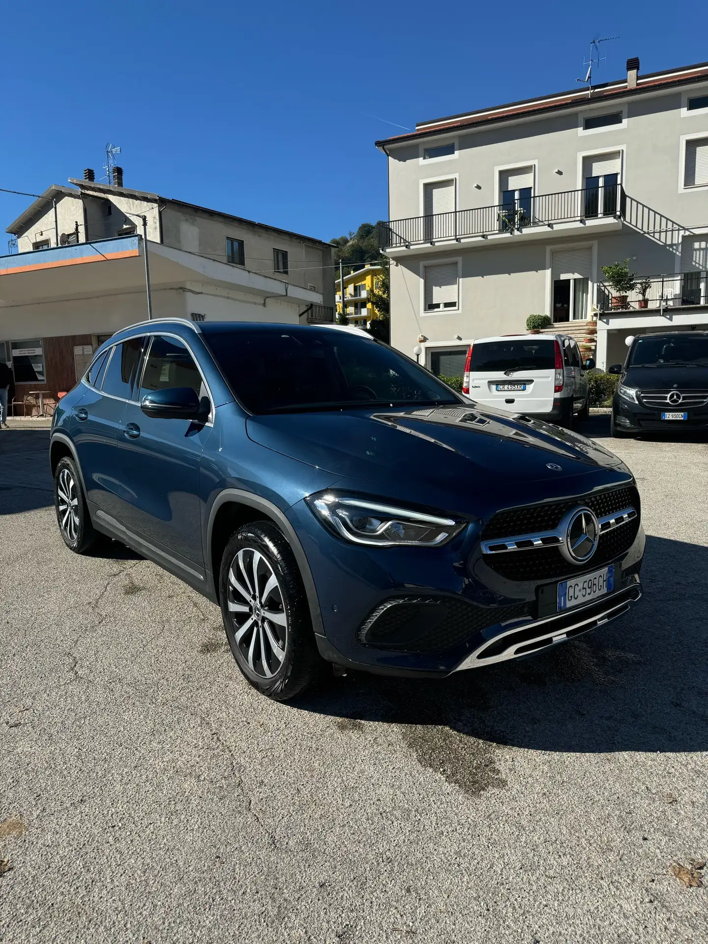 Mercedes-Benz - GLA 200