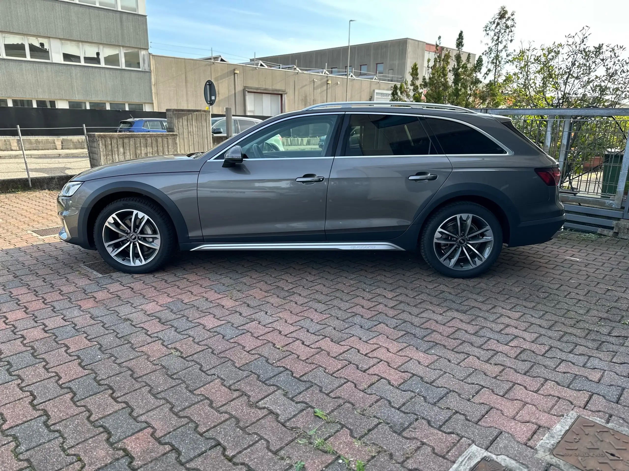 Audi - A4 allroad