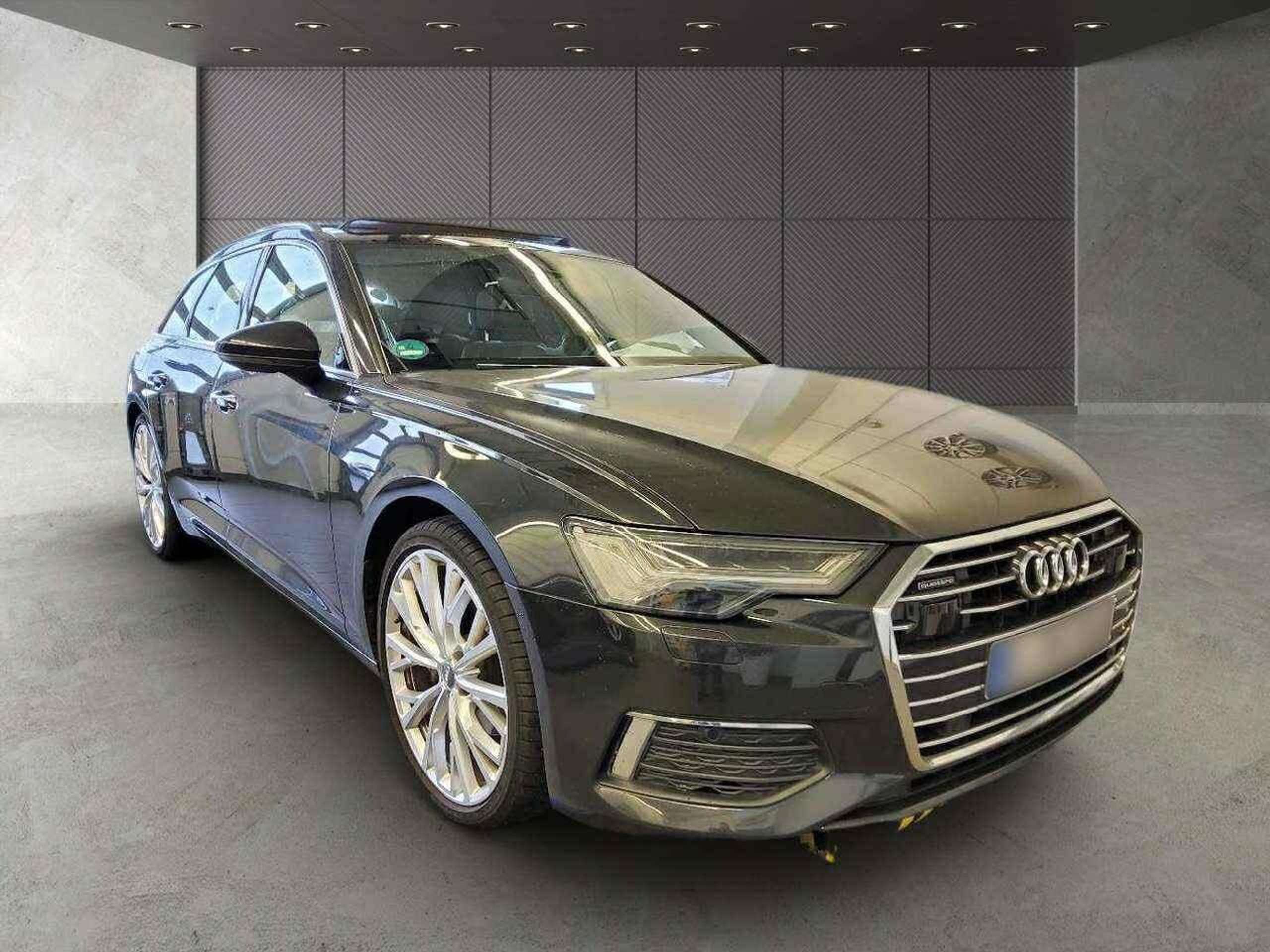 Audi - A6