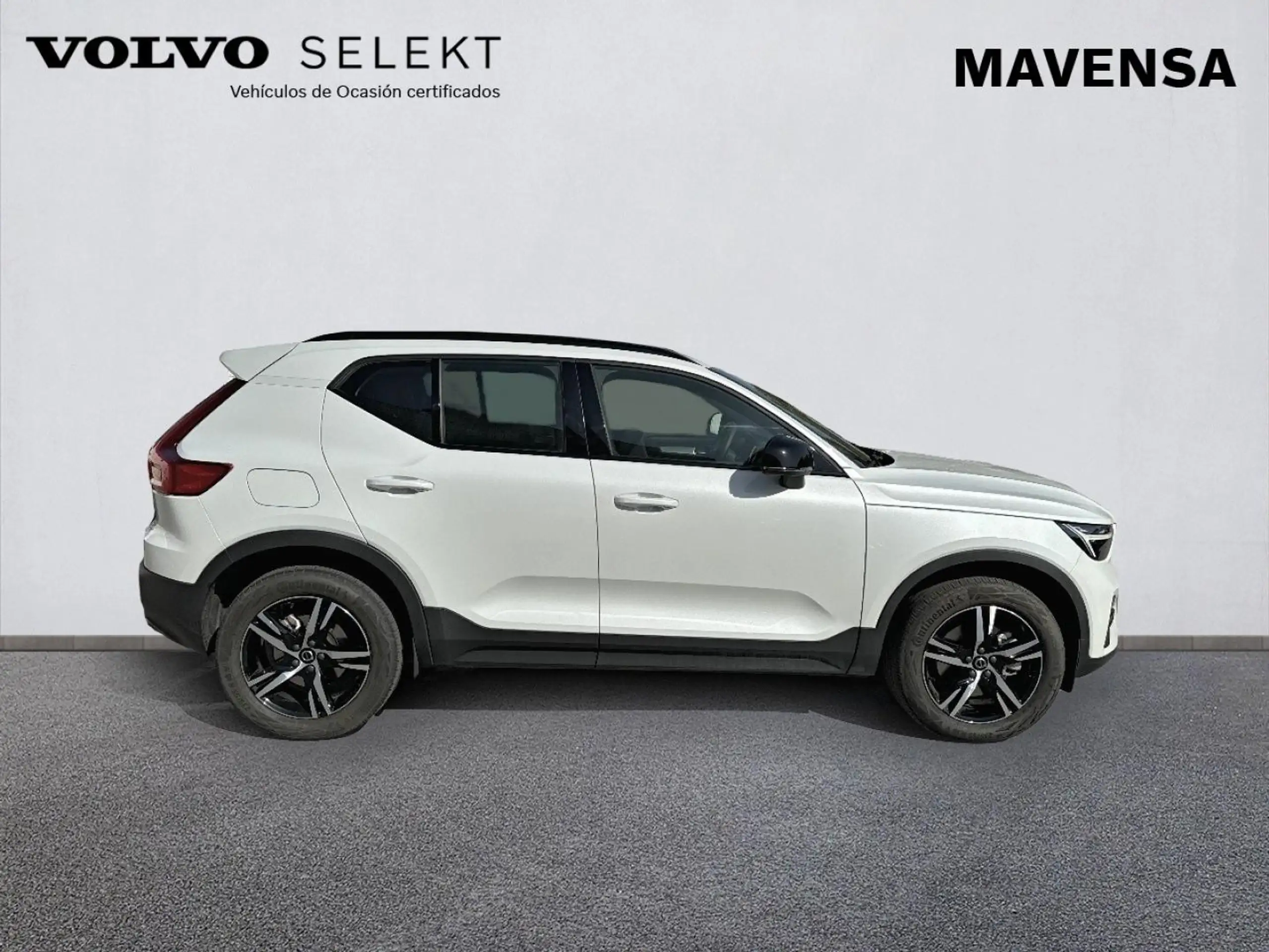 Volvo - XC40