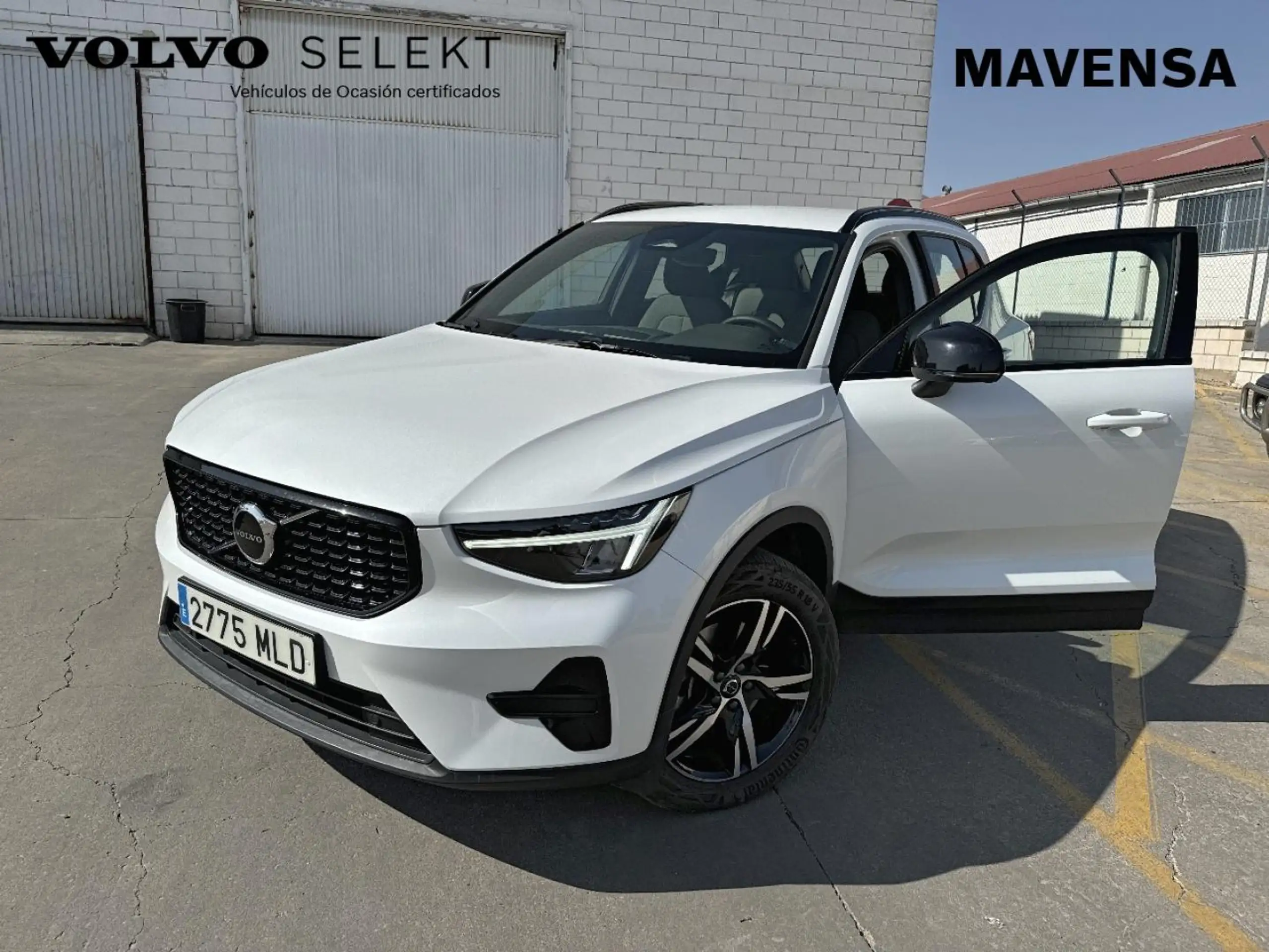 Volvo - XC40