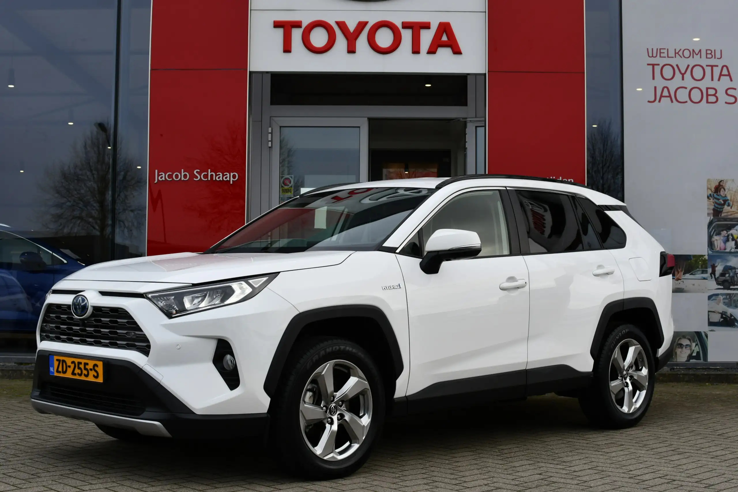 Toyota - RAV 4