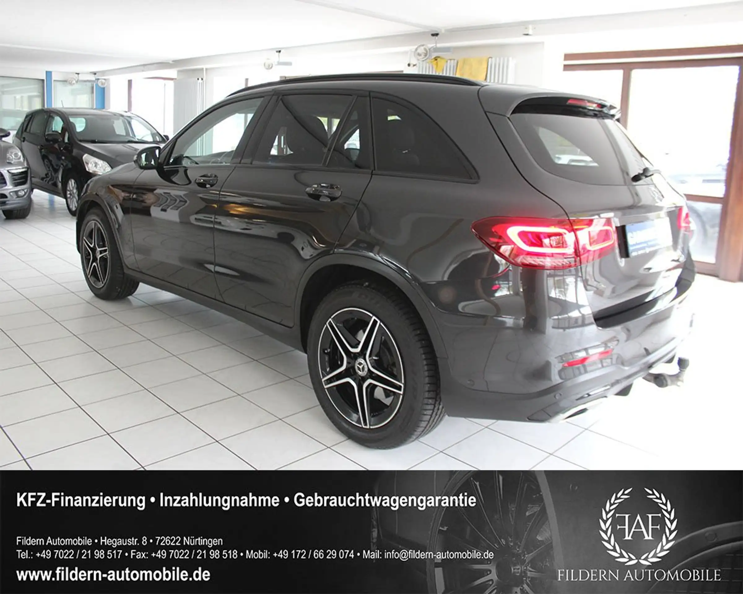 Mercedes-Benz - GLC 220