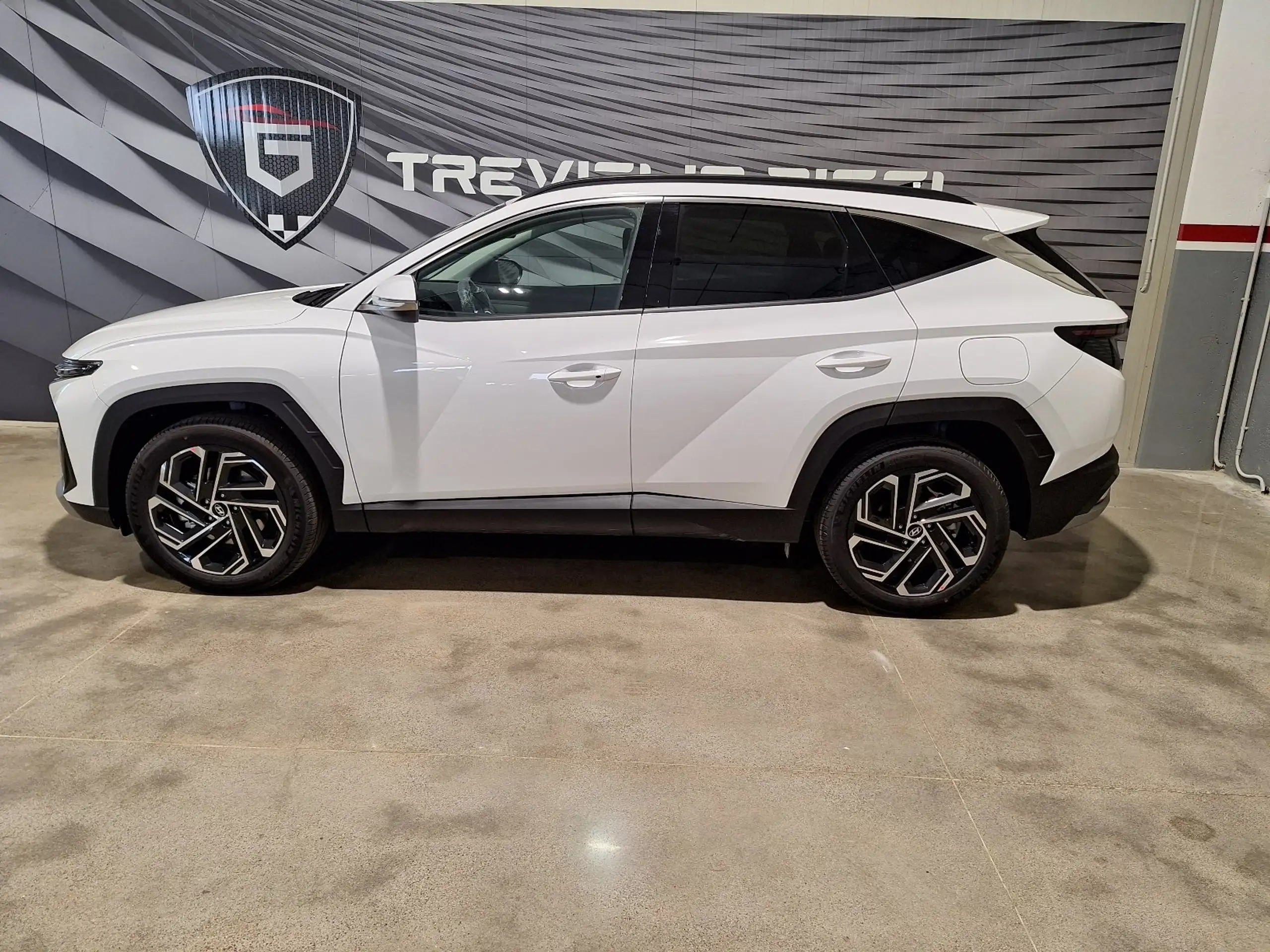 Hyundai - TUCSON