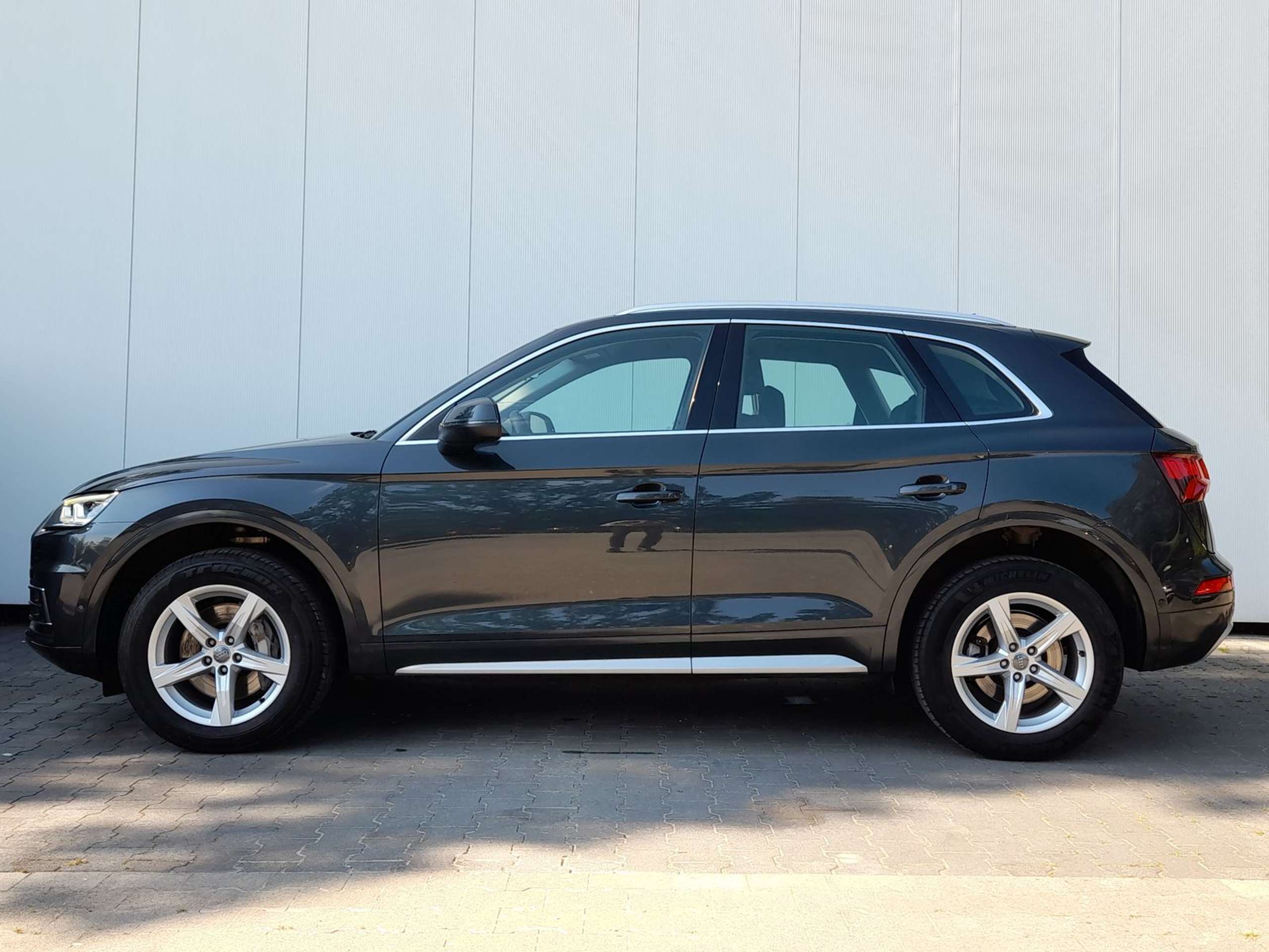 Audi - Q5