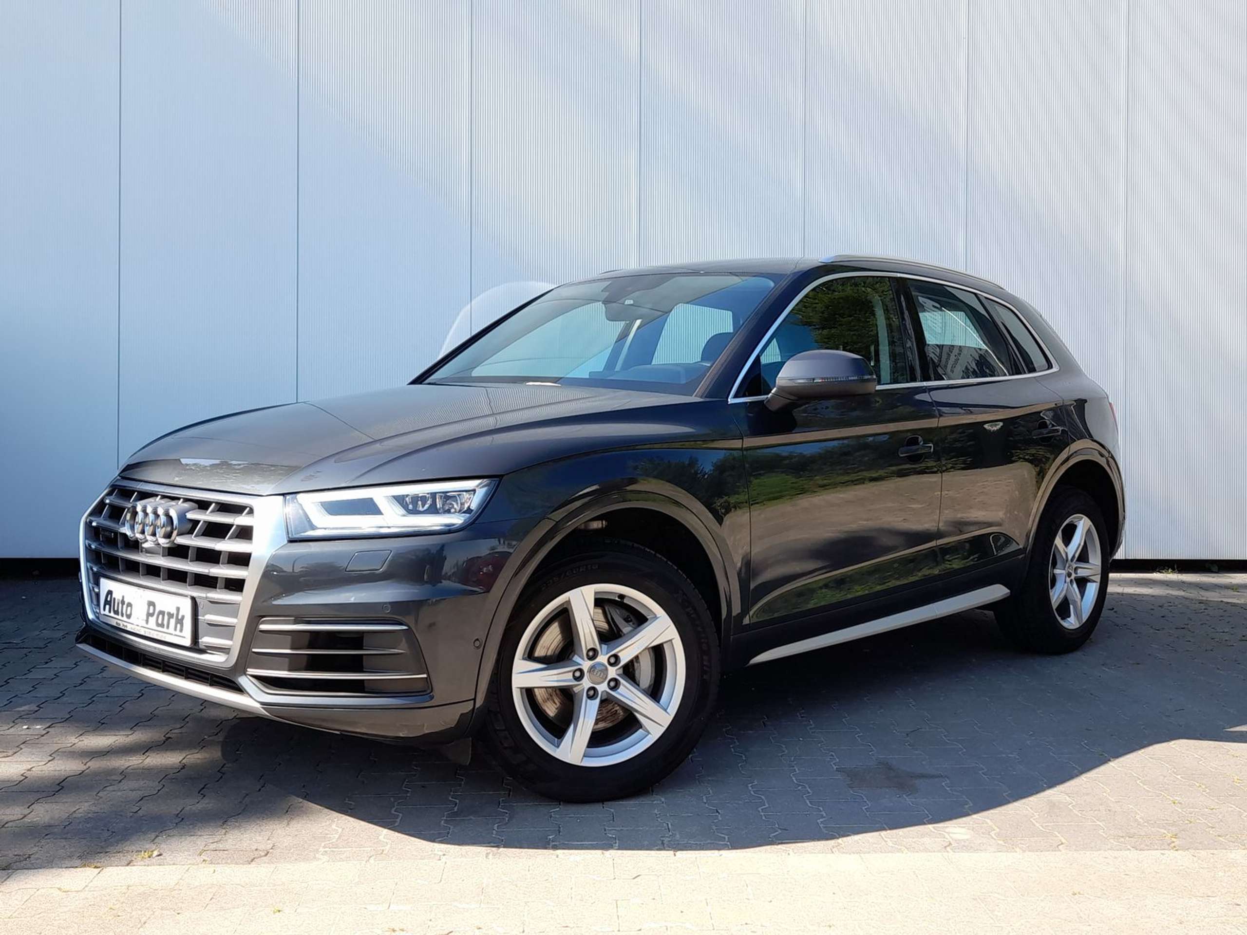 Audi - Q5