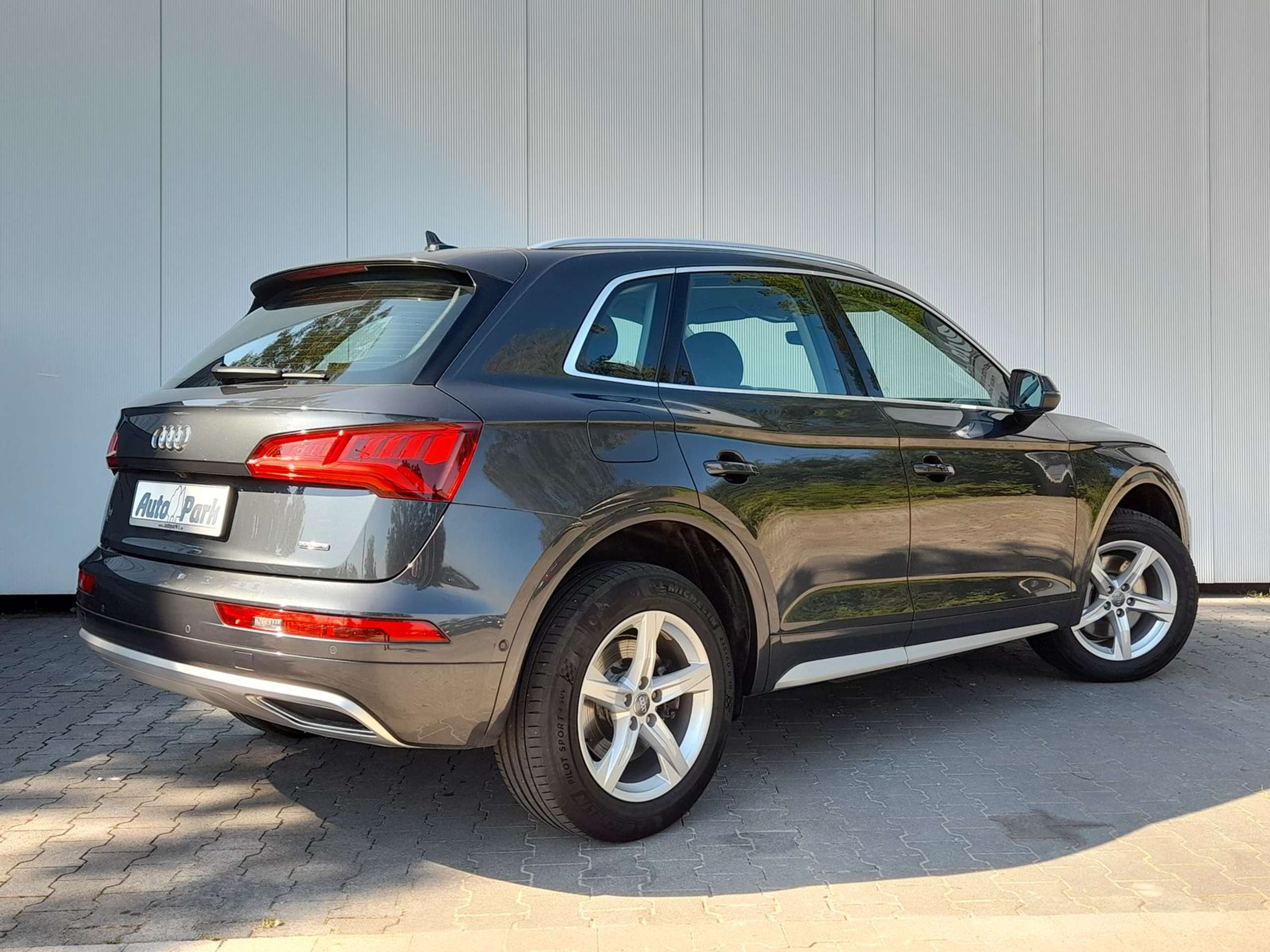 Audi - Q5