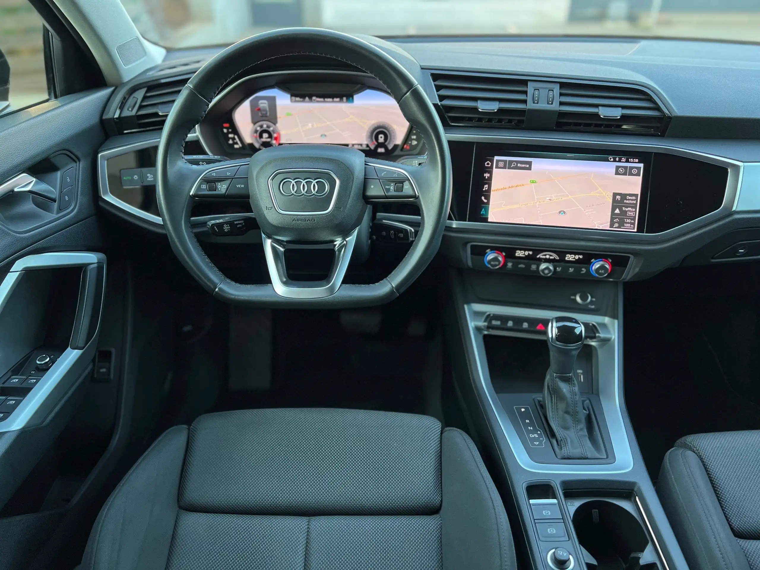 Audi - Q3