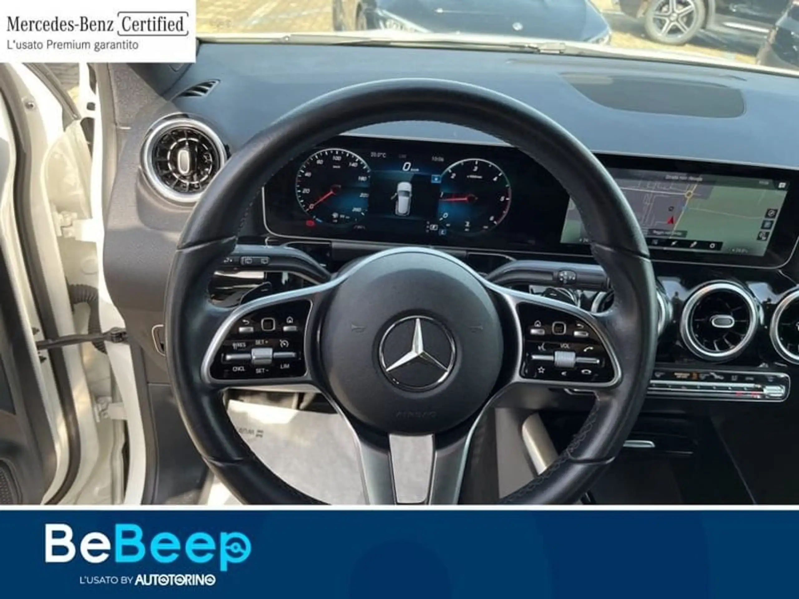 Mercedes-Benz - GLA 200