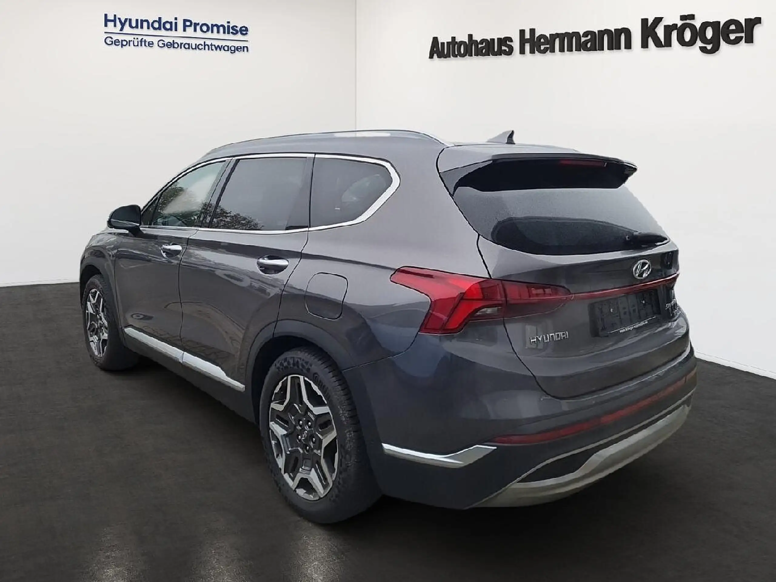 Hyundai - SANTA FE