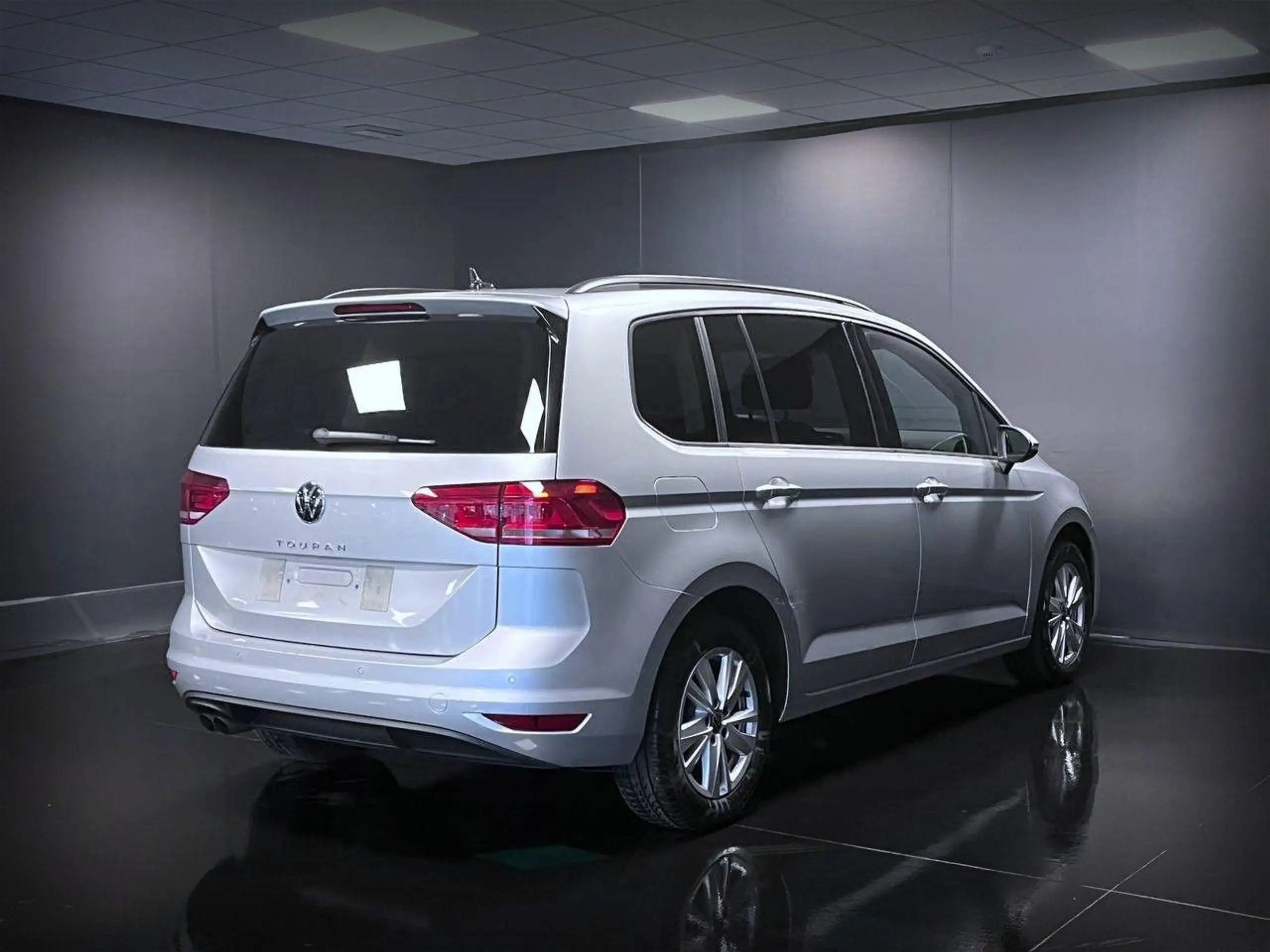 Volkswagen - Touran