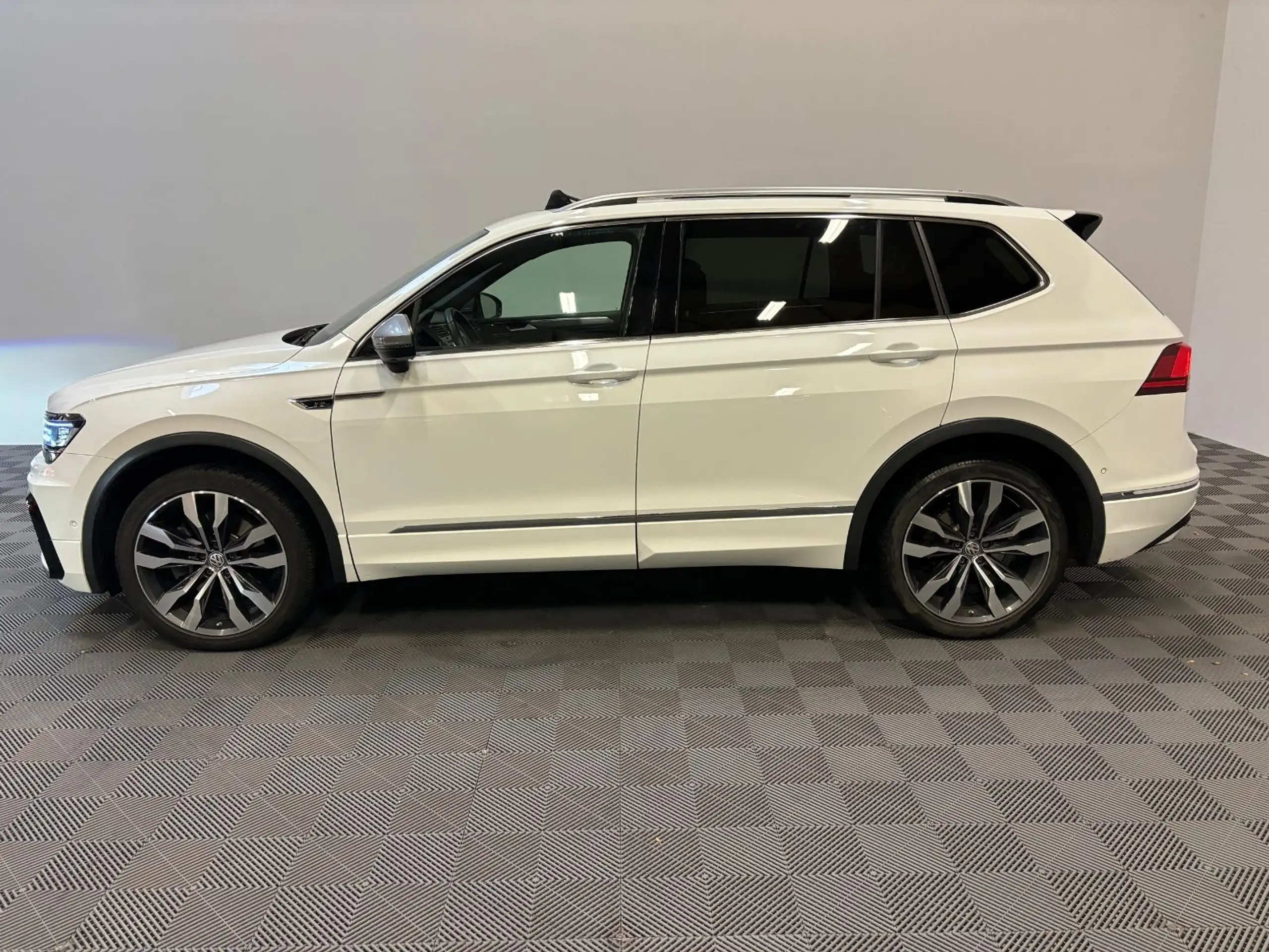 Volkswagen - Tiguan Allspace