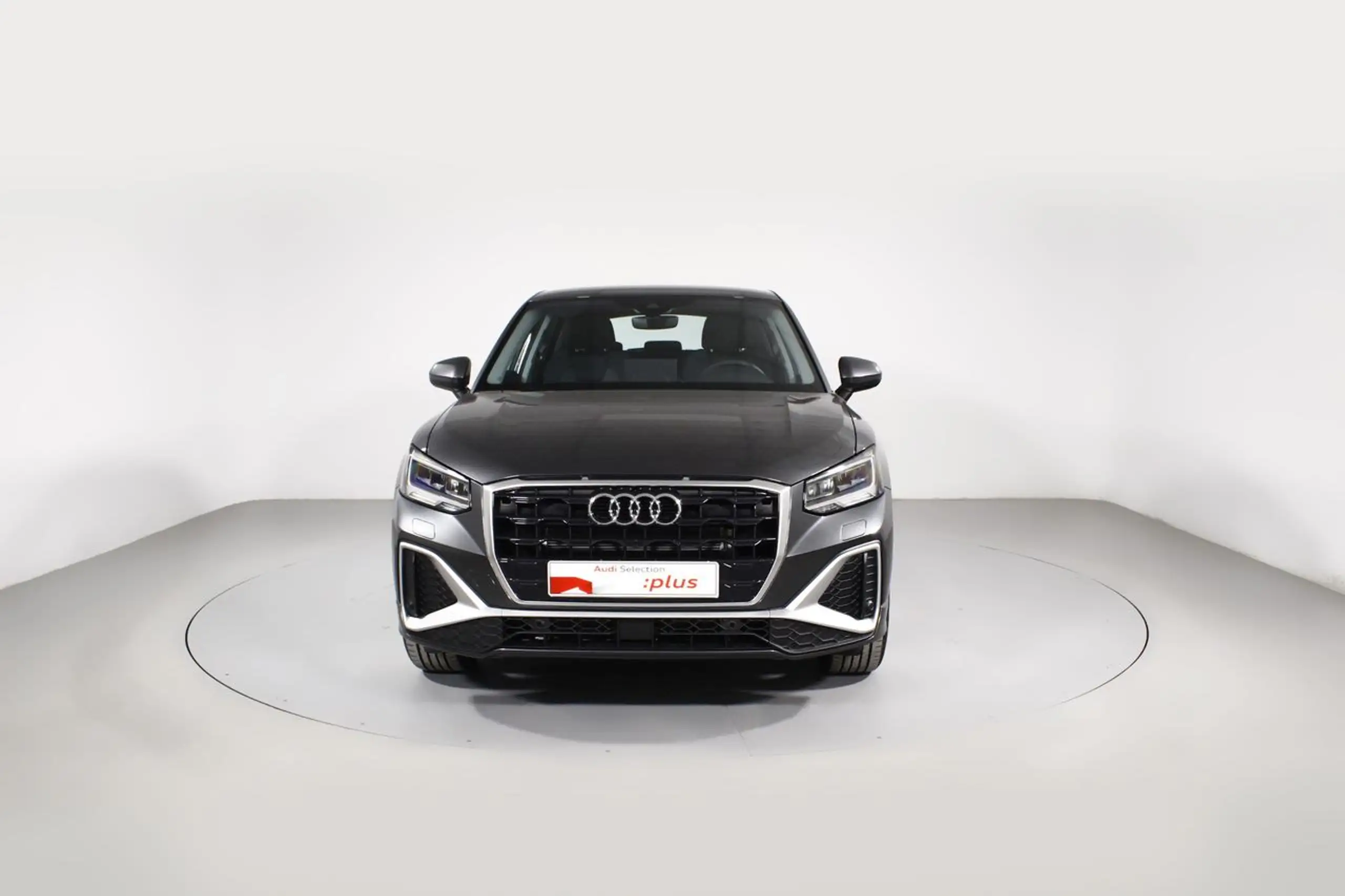 Audi - Q2