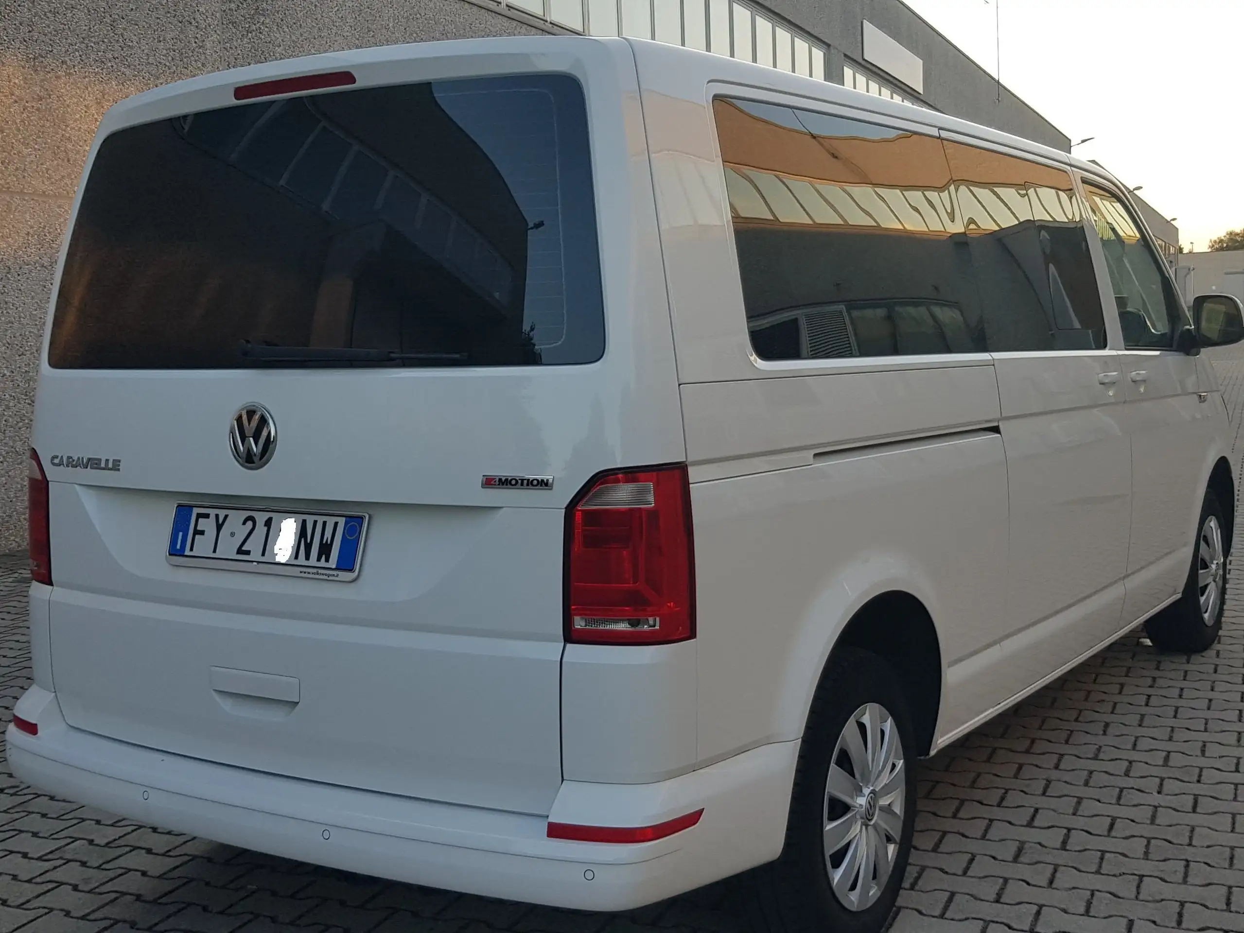 Volkswagen - T6 Caravelle