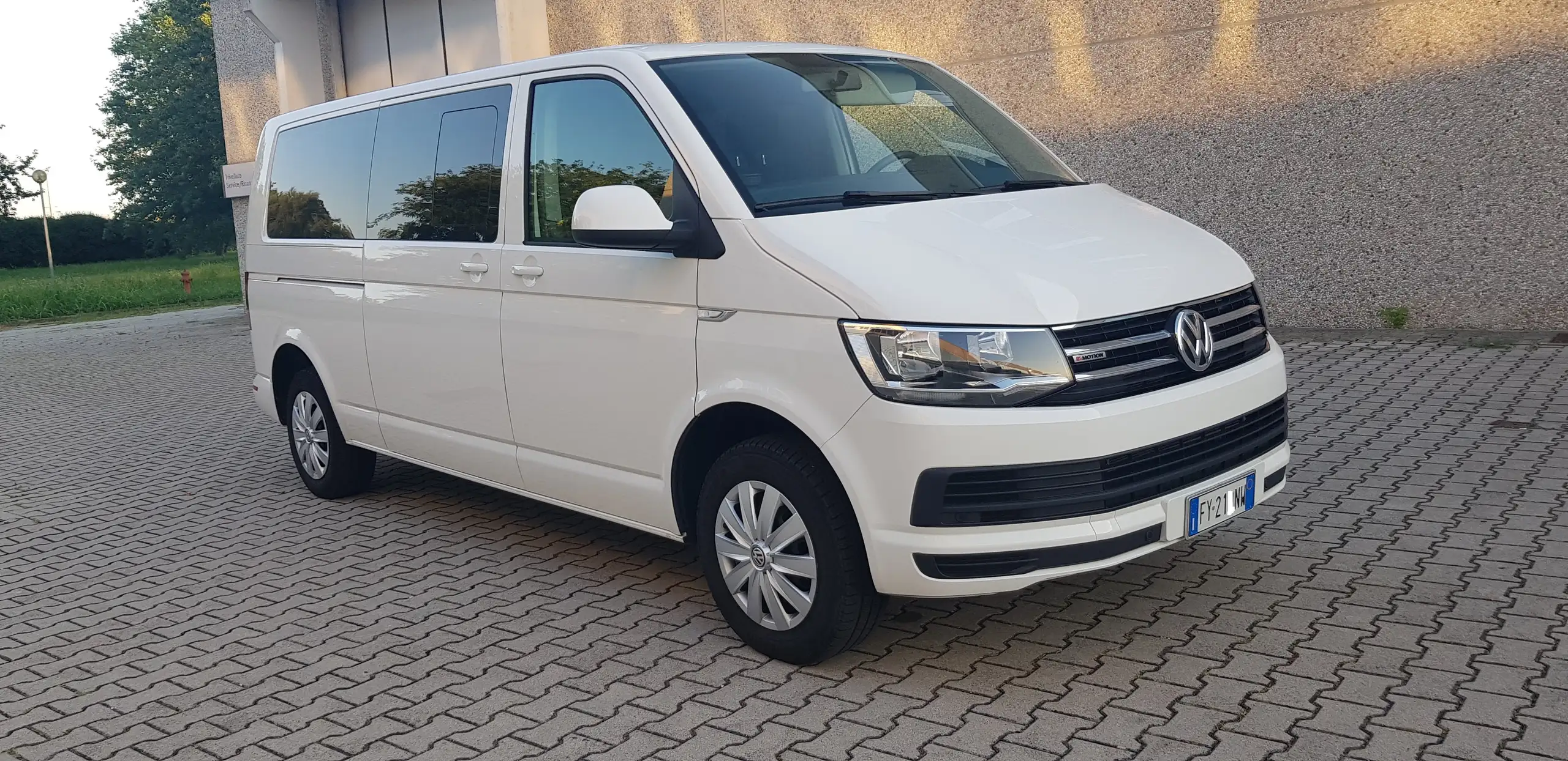 Volkswagen - T6 Caravelle