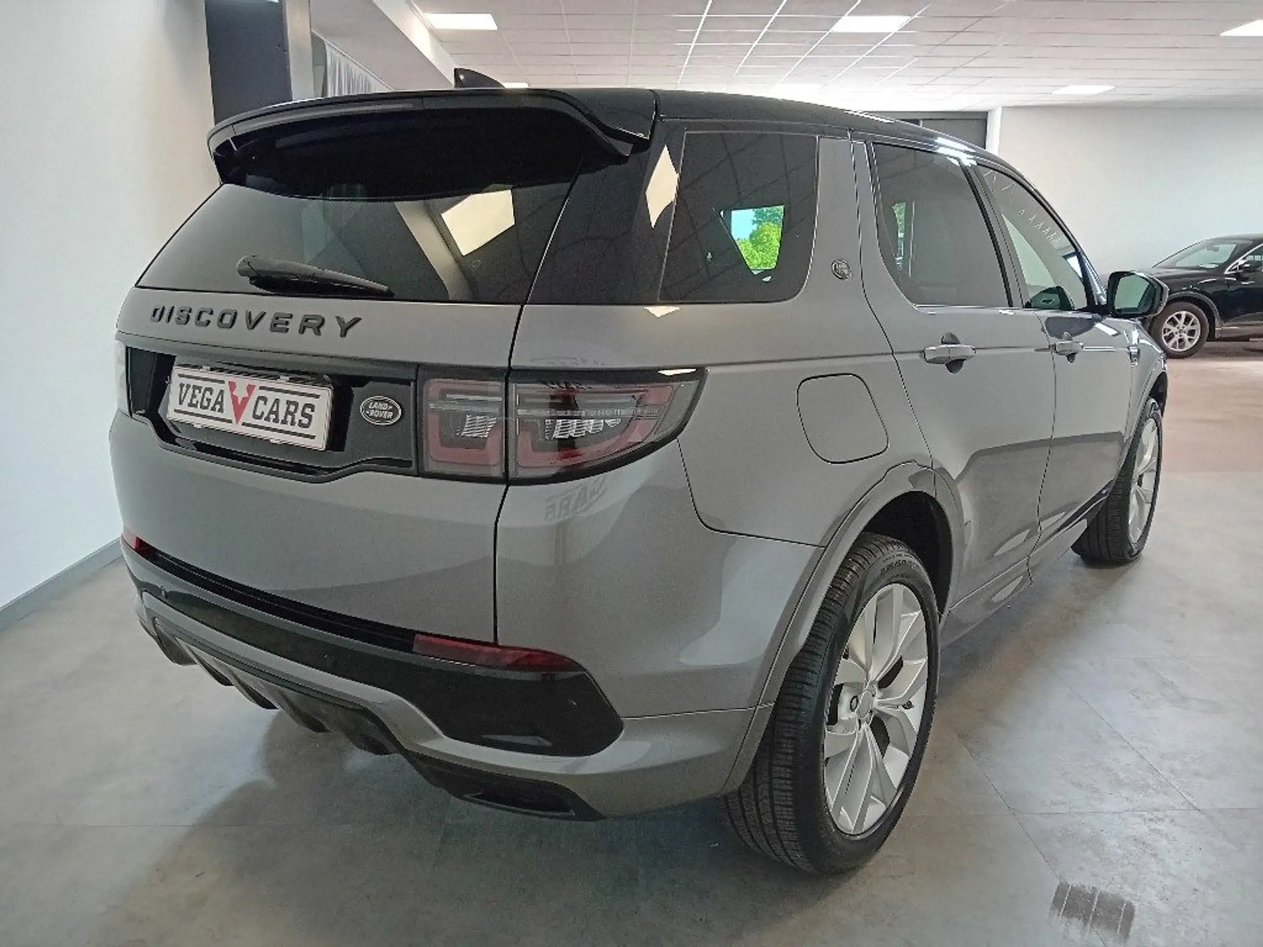 Land Rover - Discovery Sport