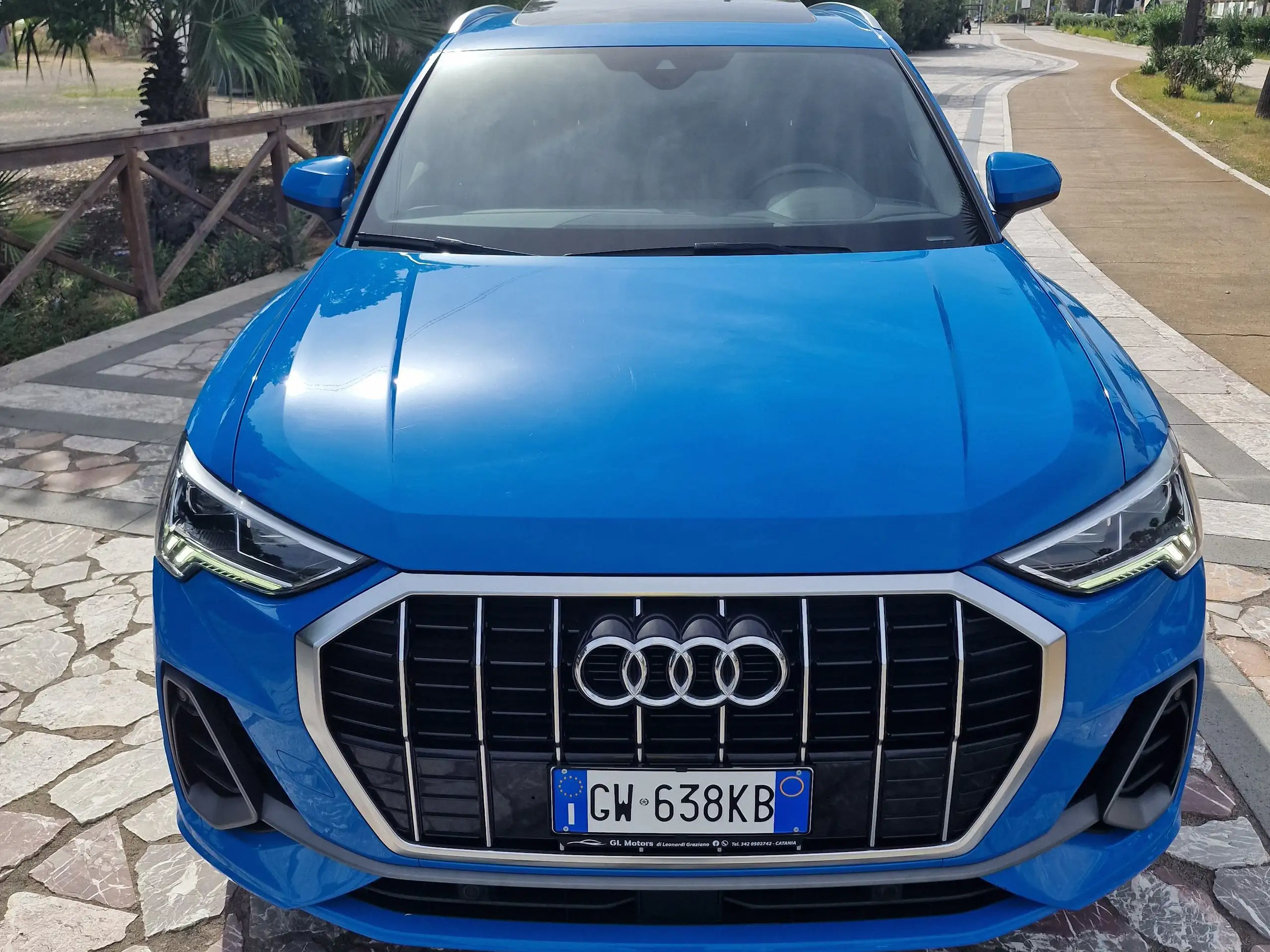 Audi - Q3