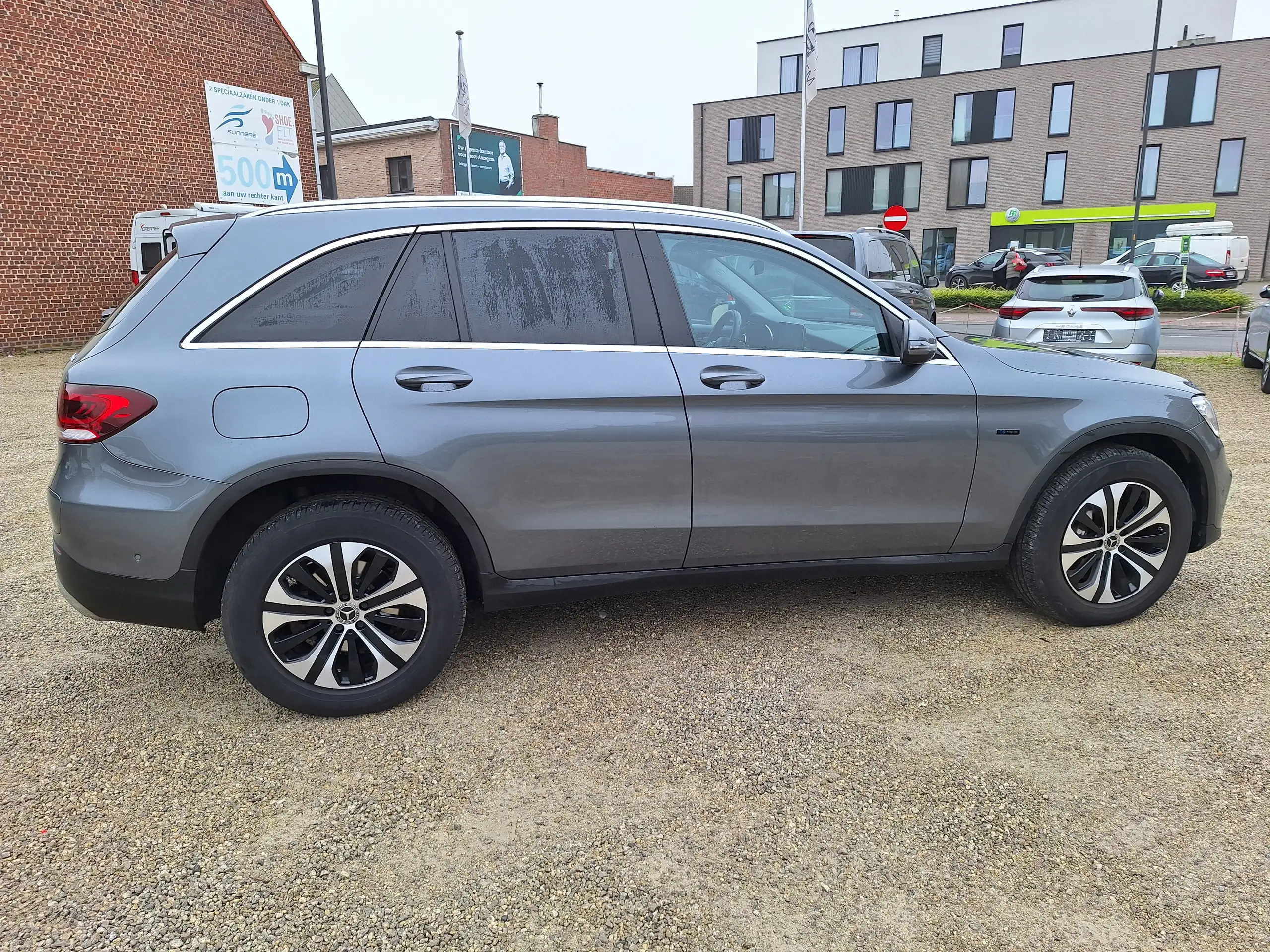 Mercedes-Benz - GLC 300