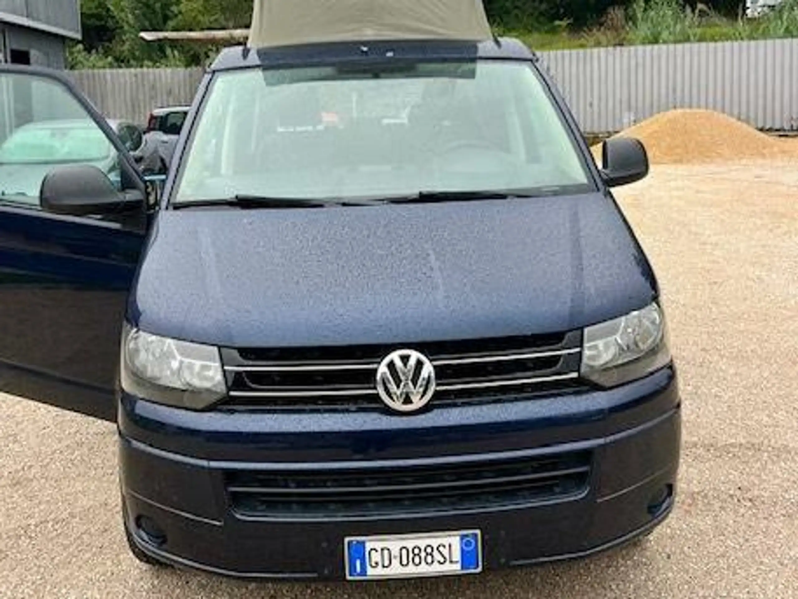 Volkswagen - T5 California