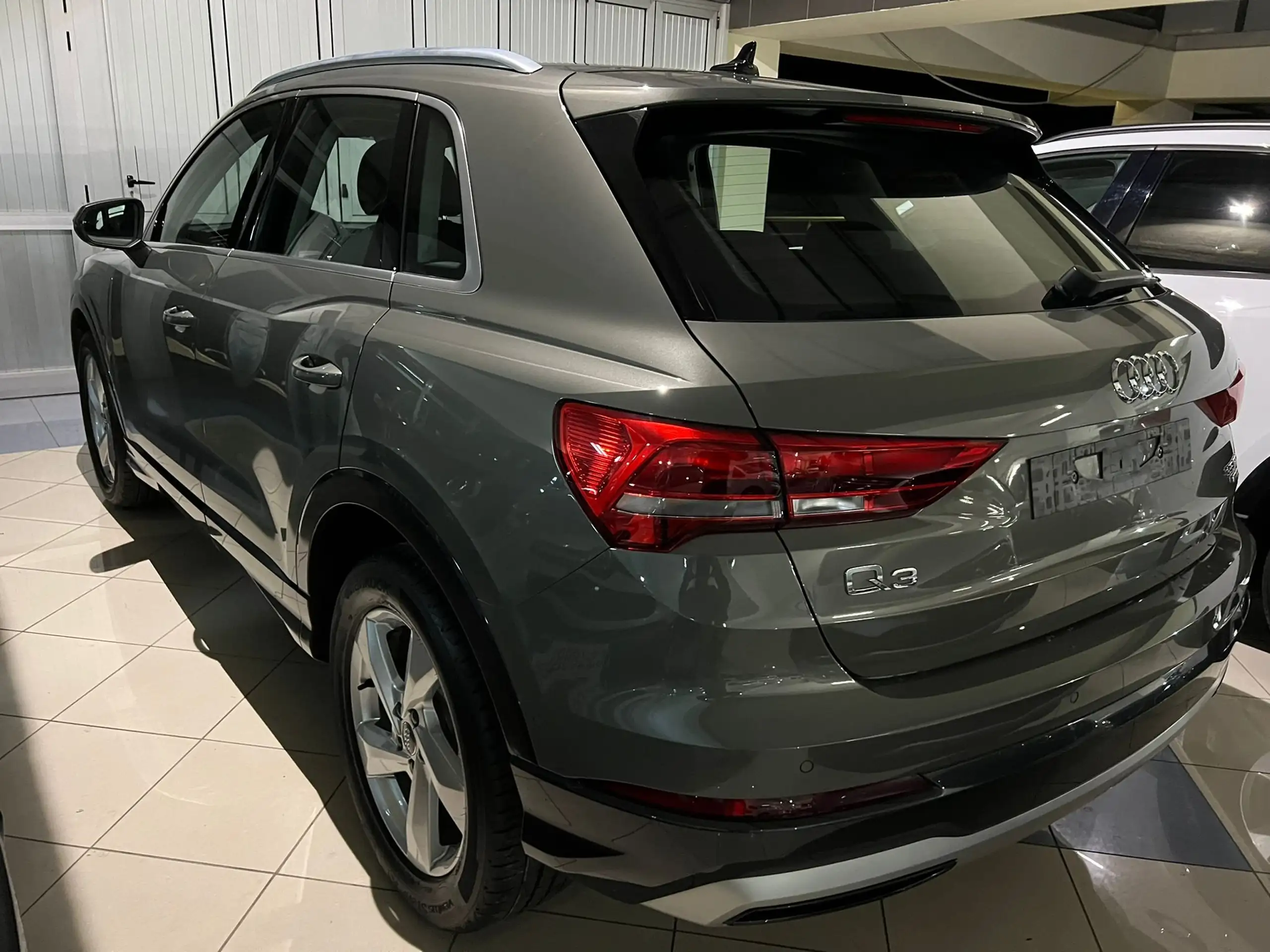 Audi - Q3