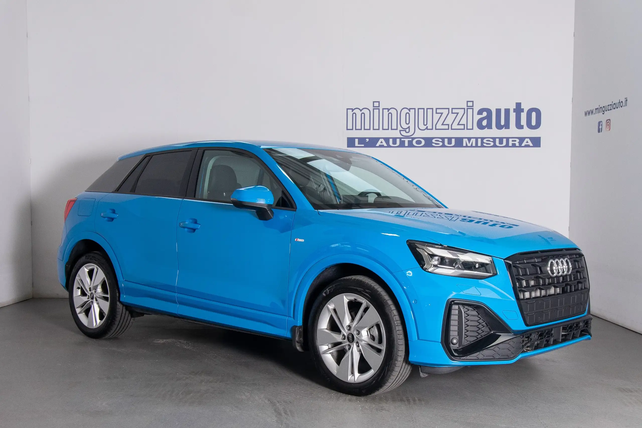 Audi - Q2