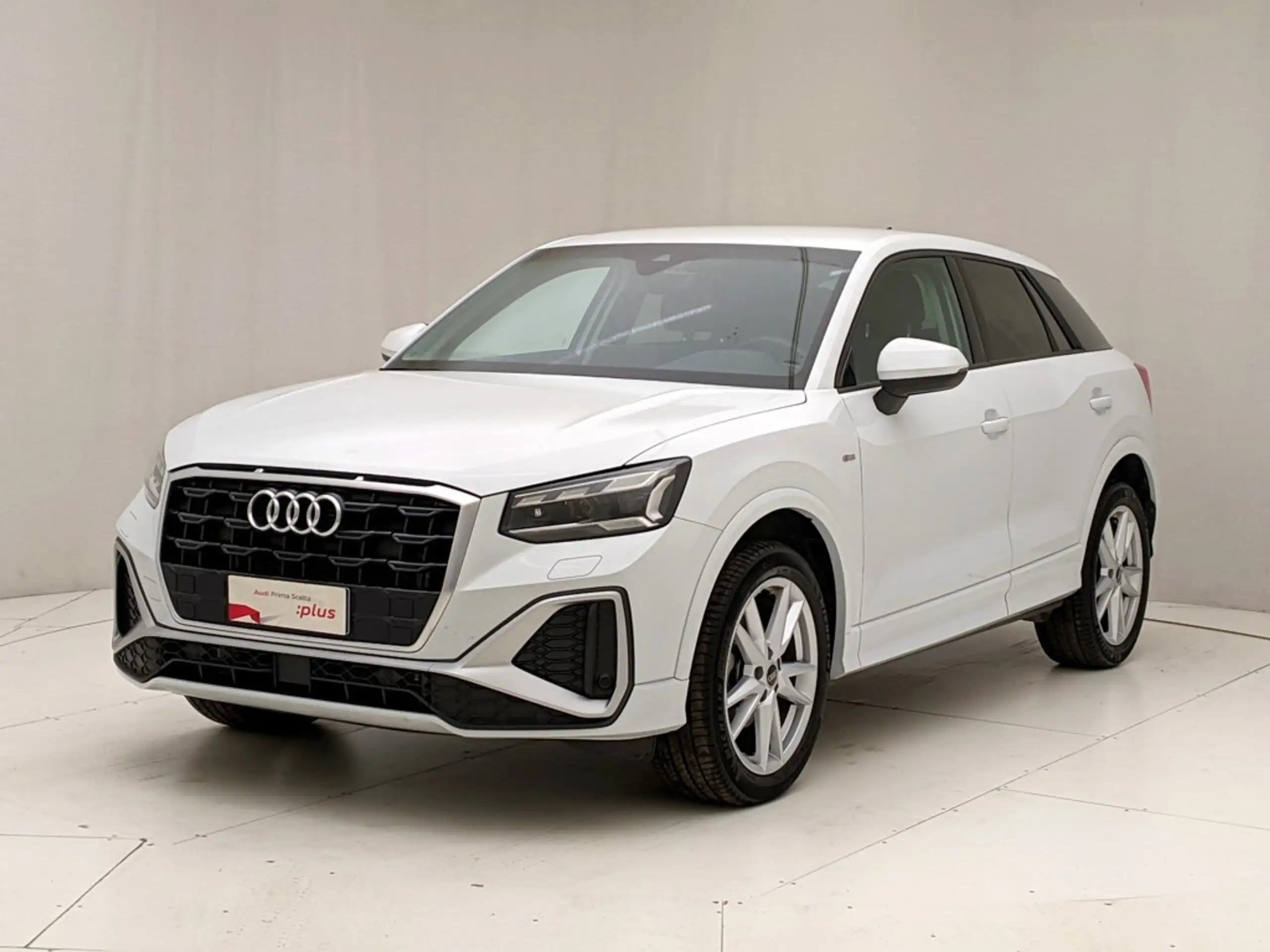 Audi - Q2