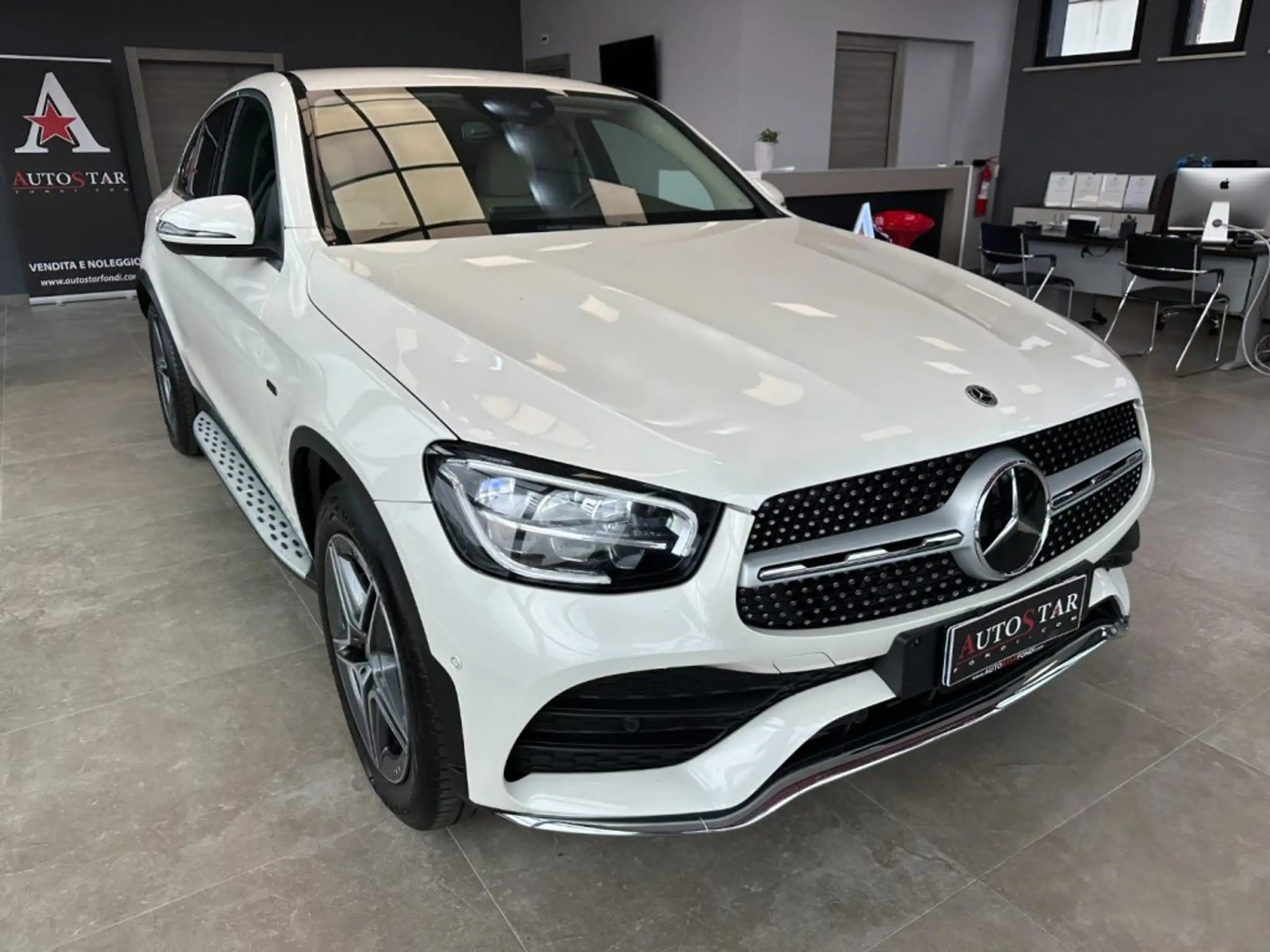 Mercedes-Benz - GLC 300