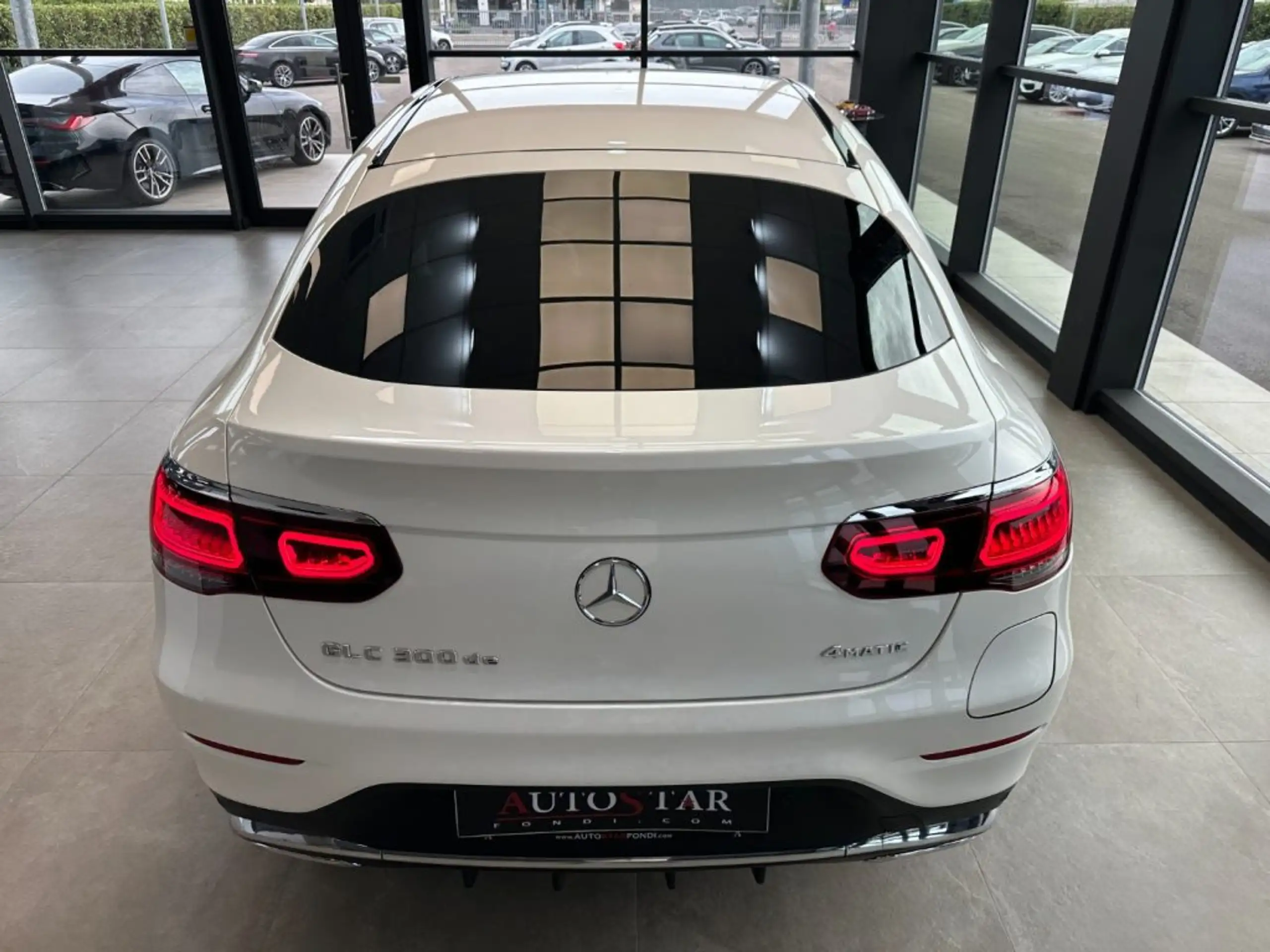 Mercedes-Benz - GLC 300