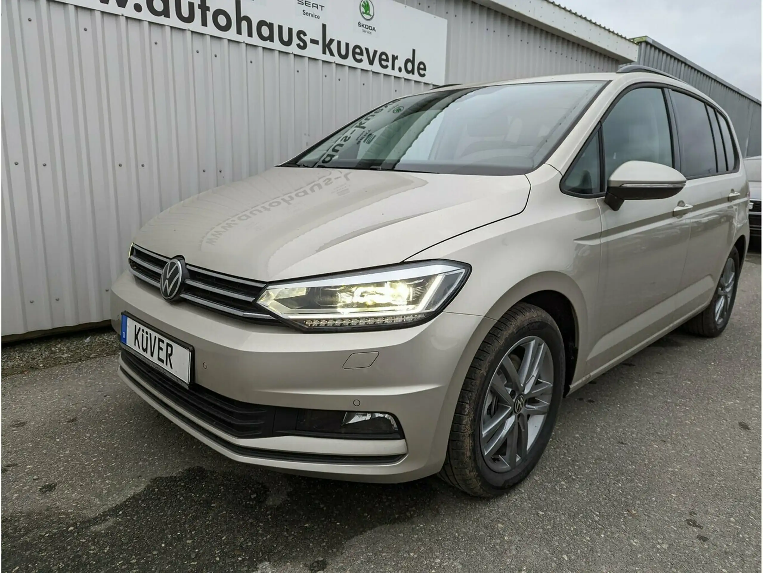 Volkswagen - Touran