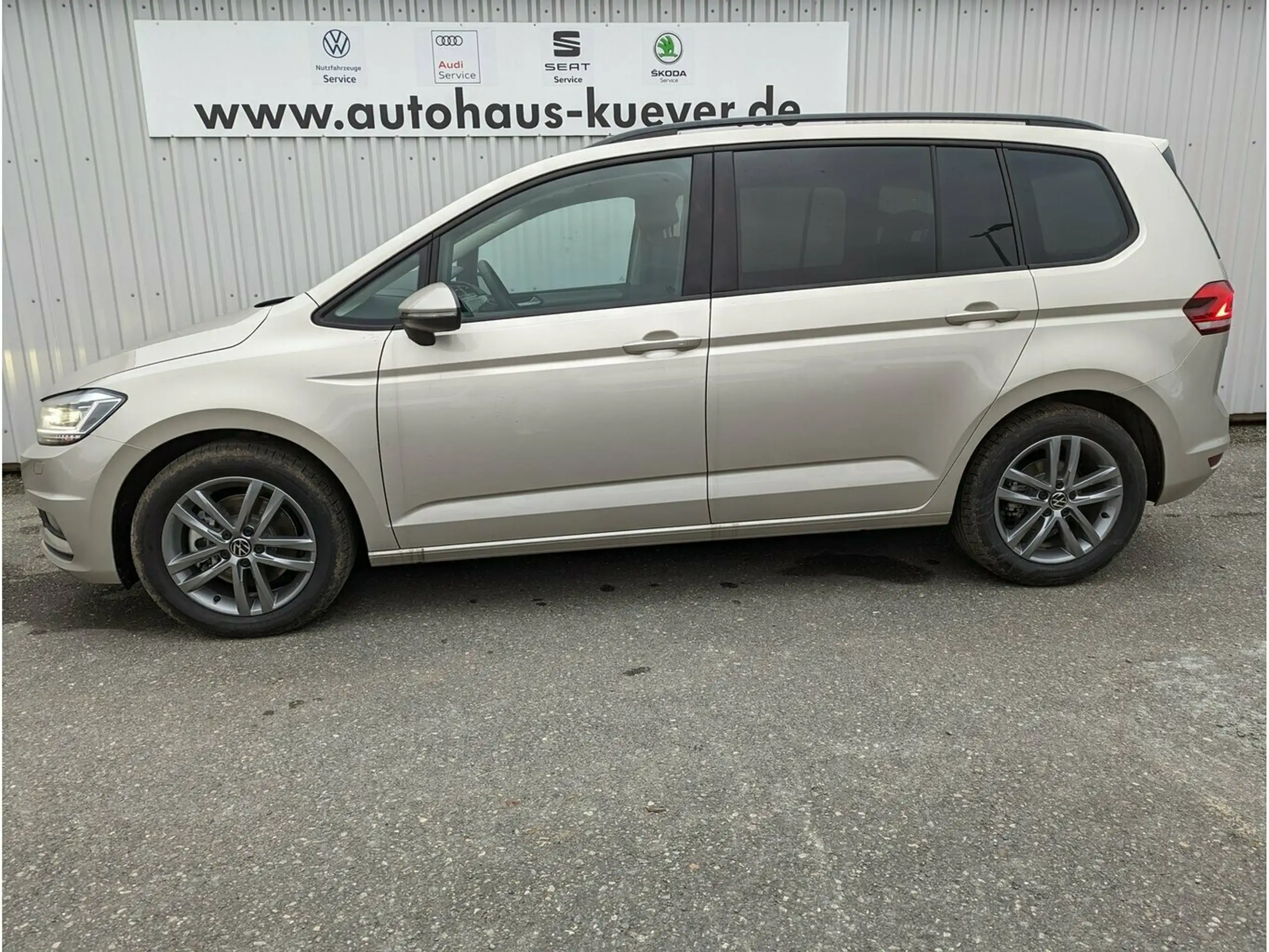 Volkswagen - Touran