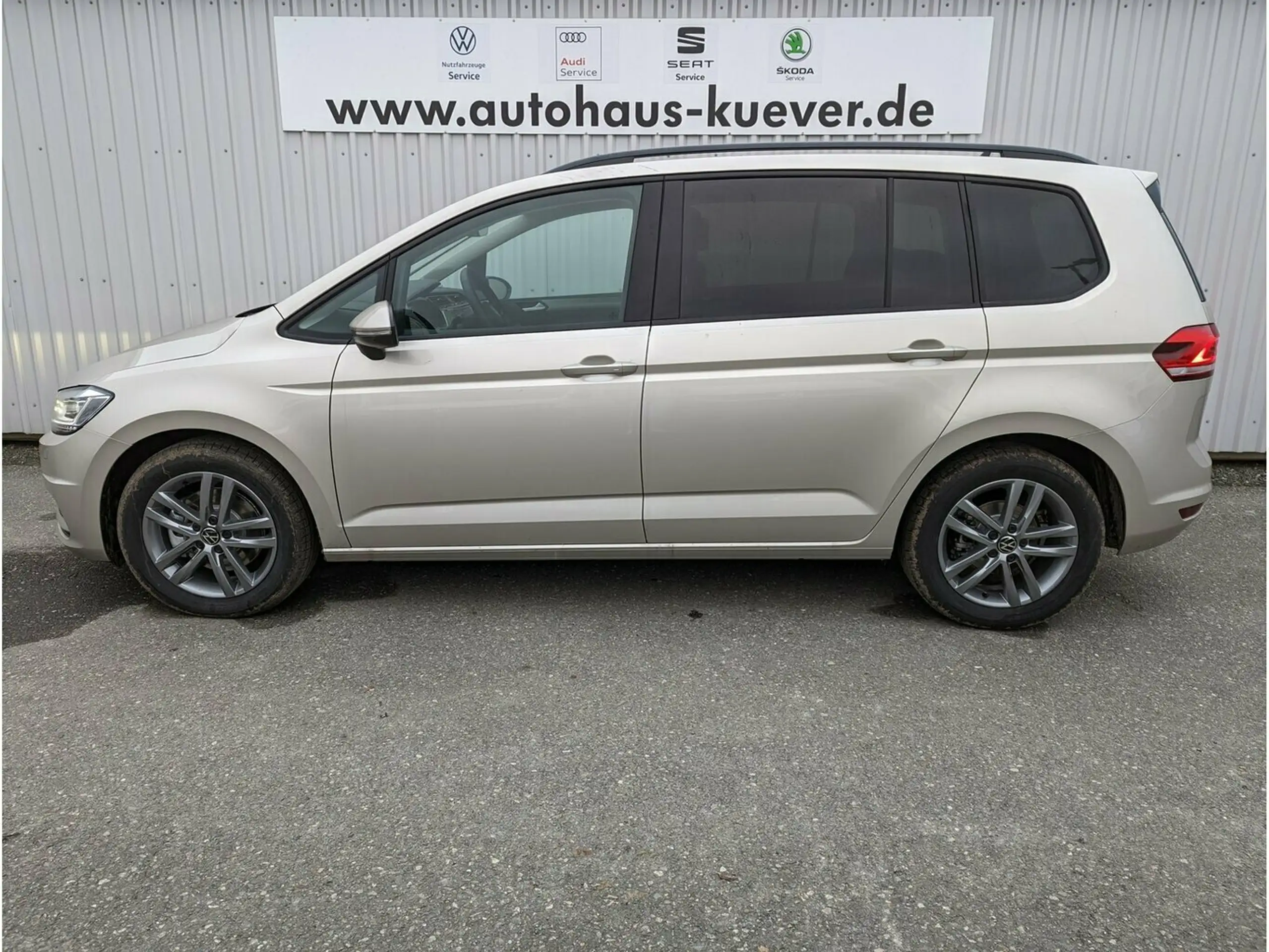 Volkswagen - Touran