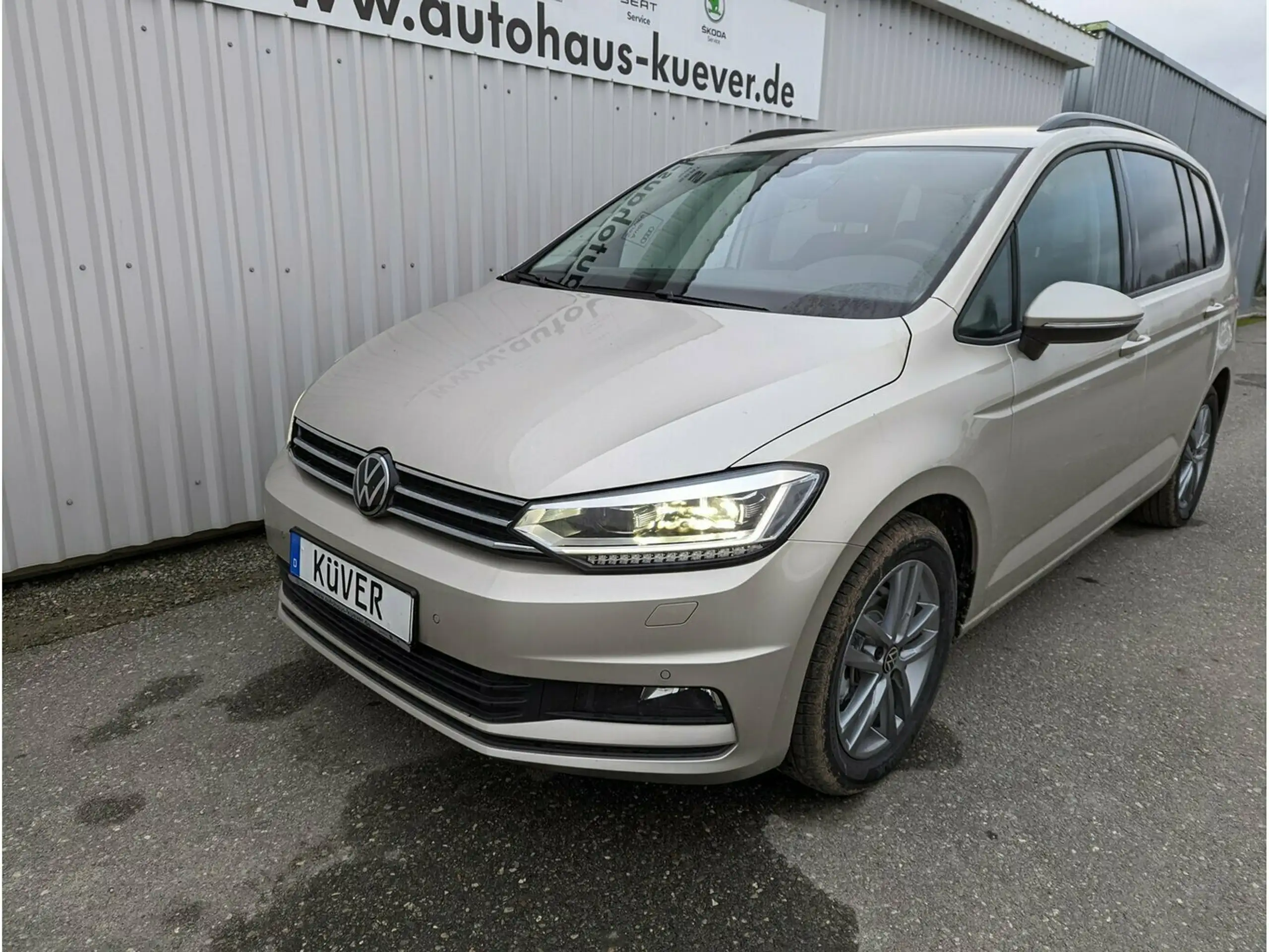 Volkswagen - Touran