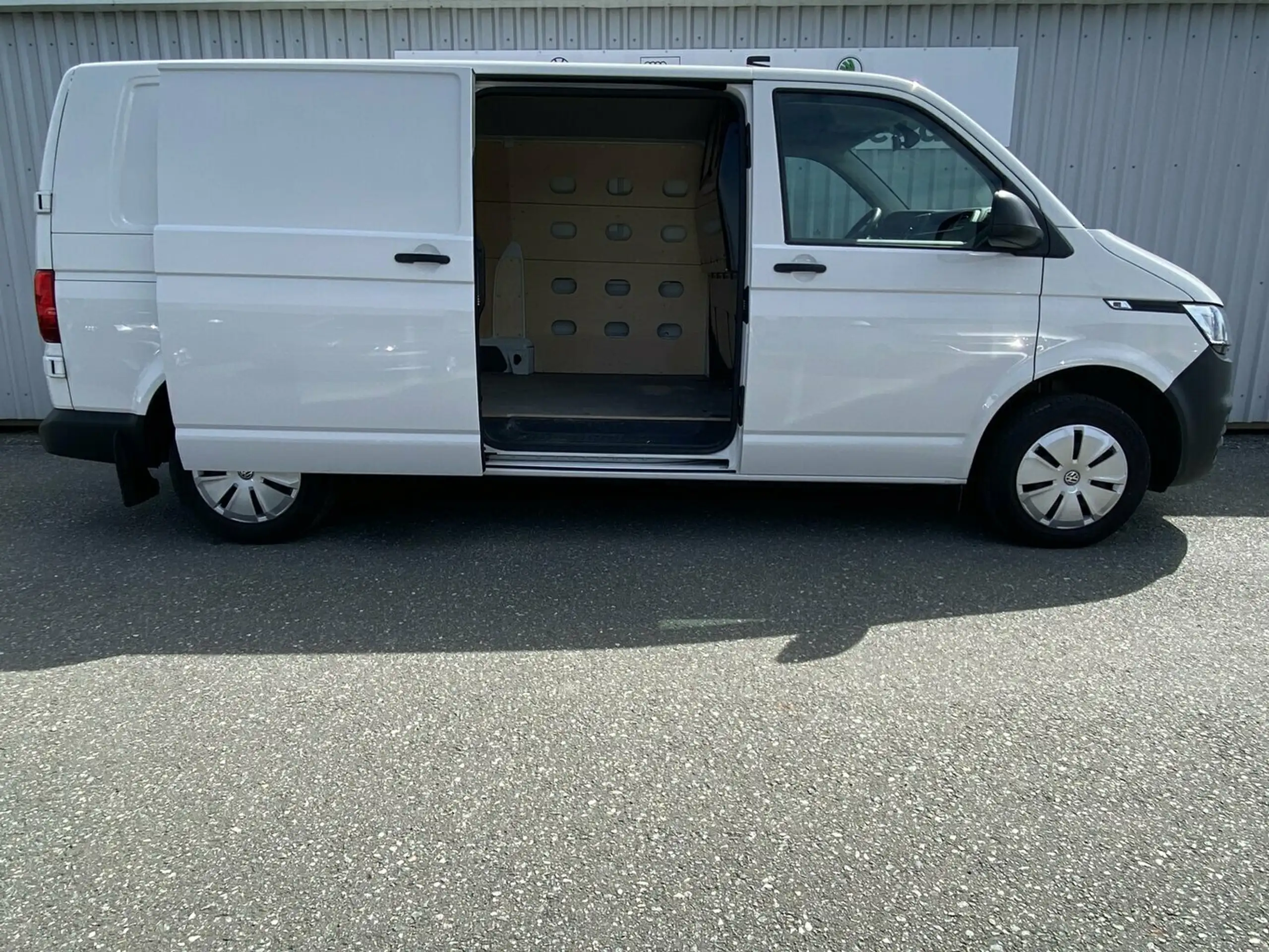 Volkswagen - T6 Transporter