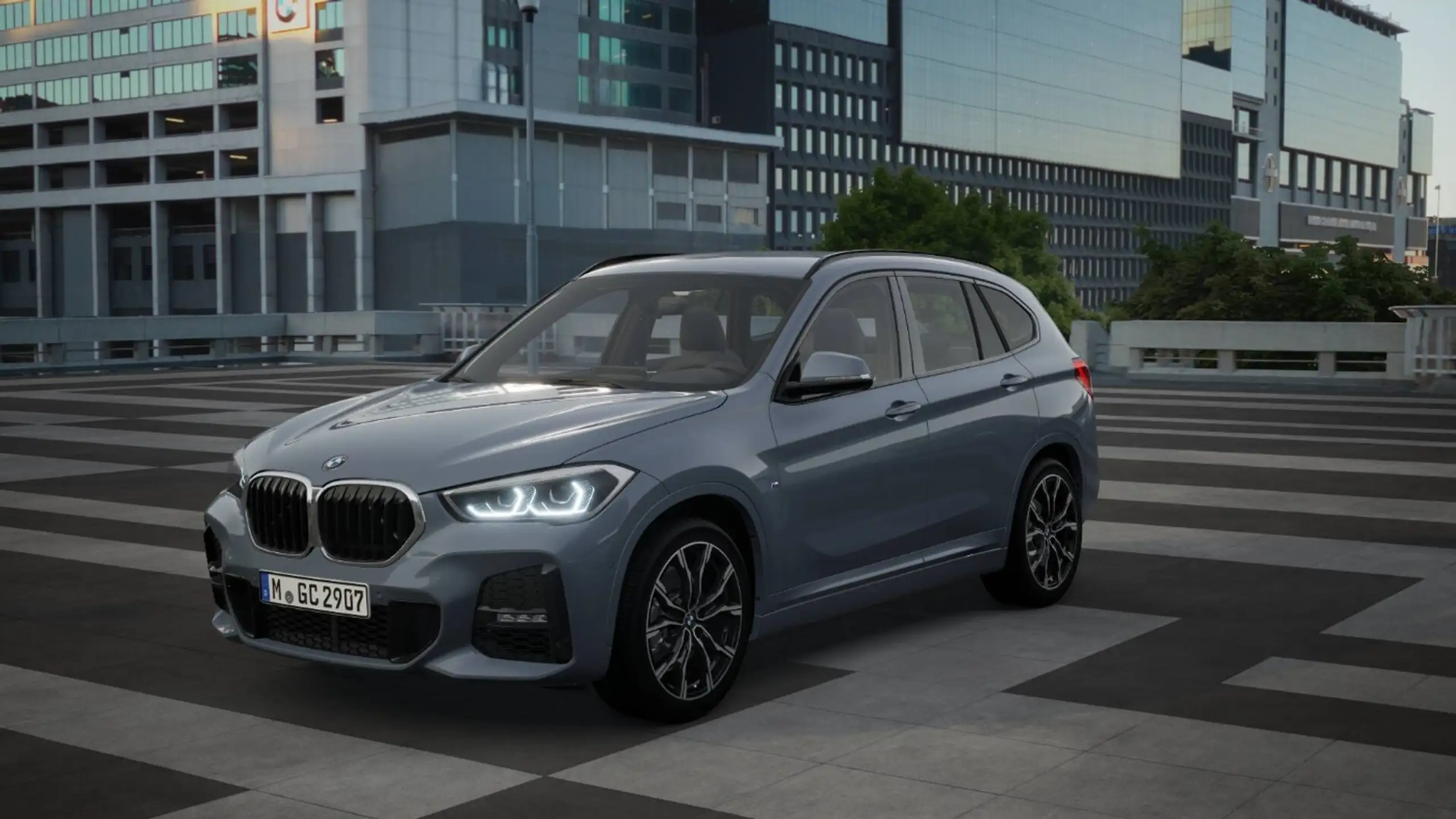 BMW - X1