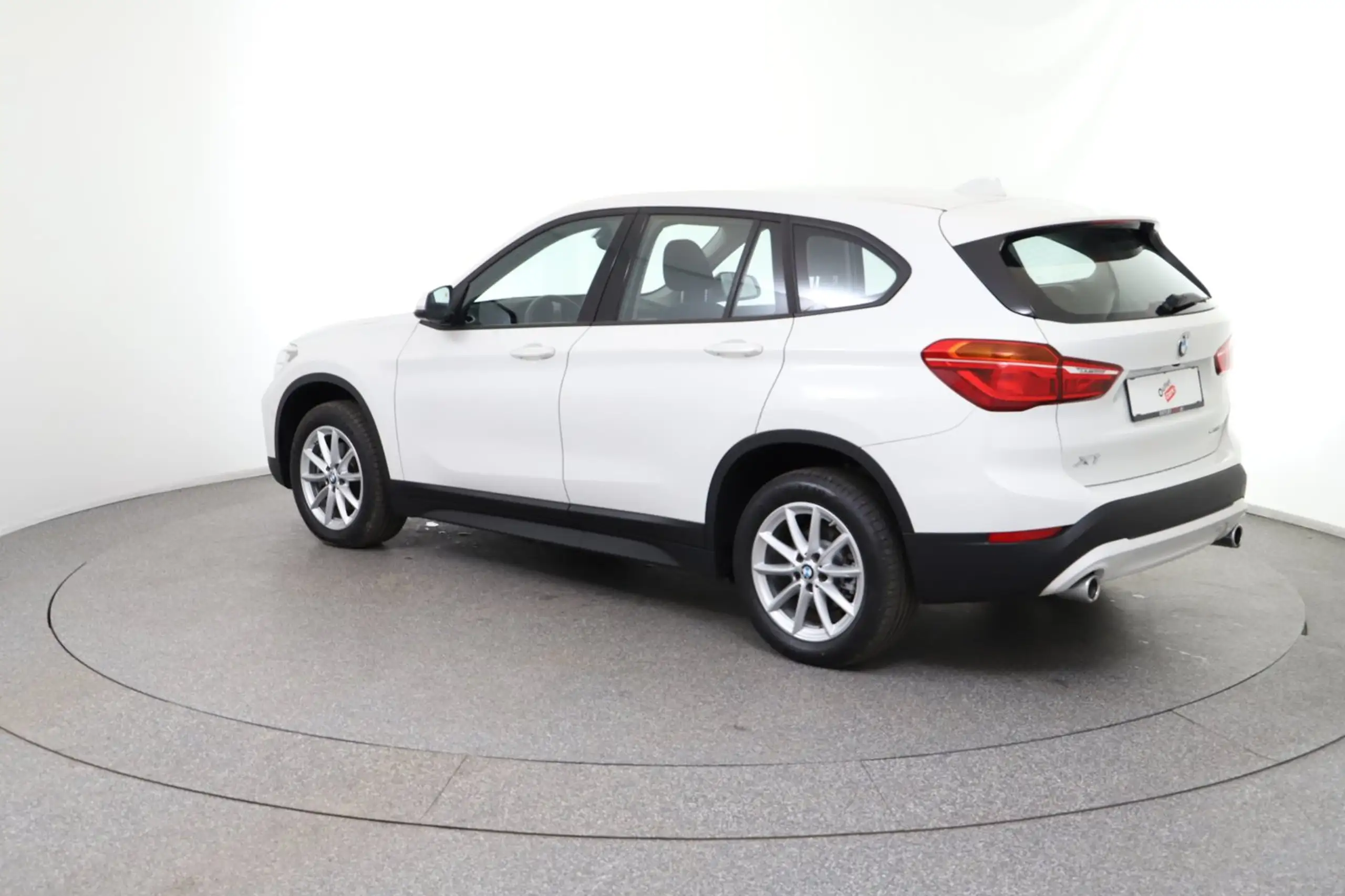 BMW - X1