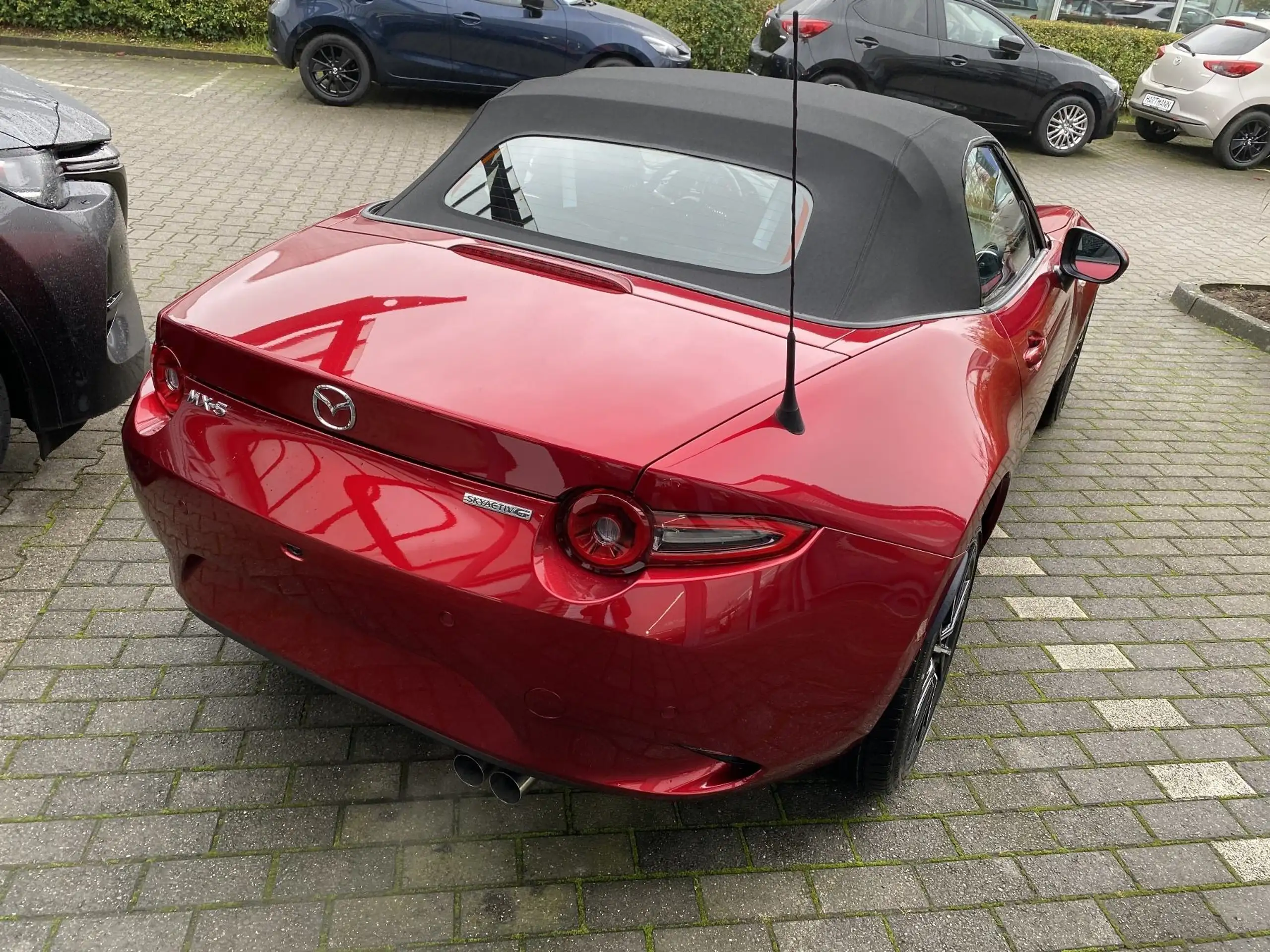 Mazda - MX-5